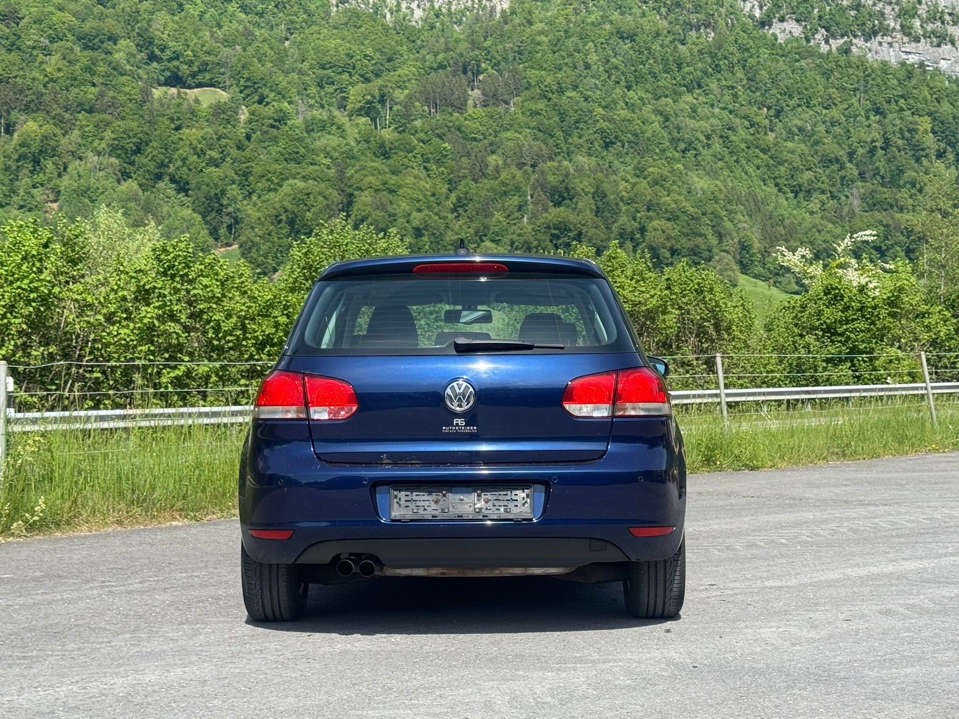 VW Golf 1.4 TSI Trendline-image-1