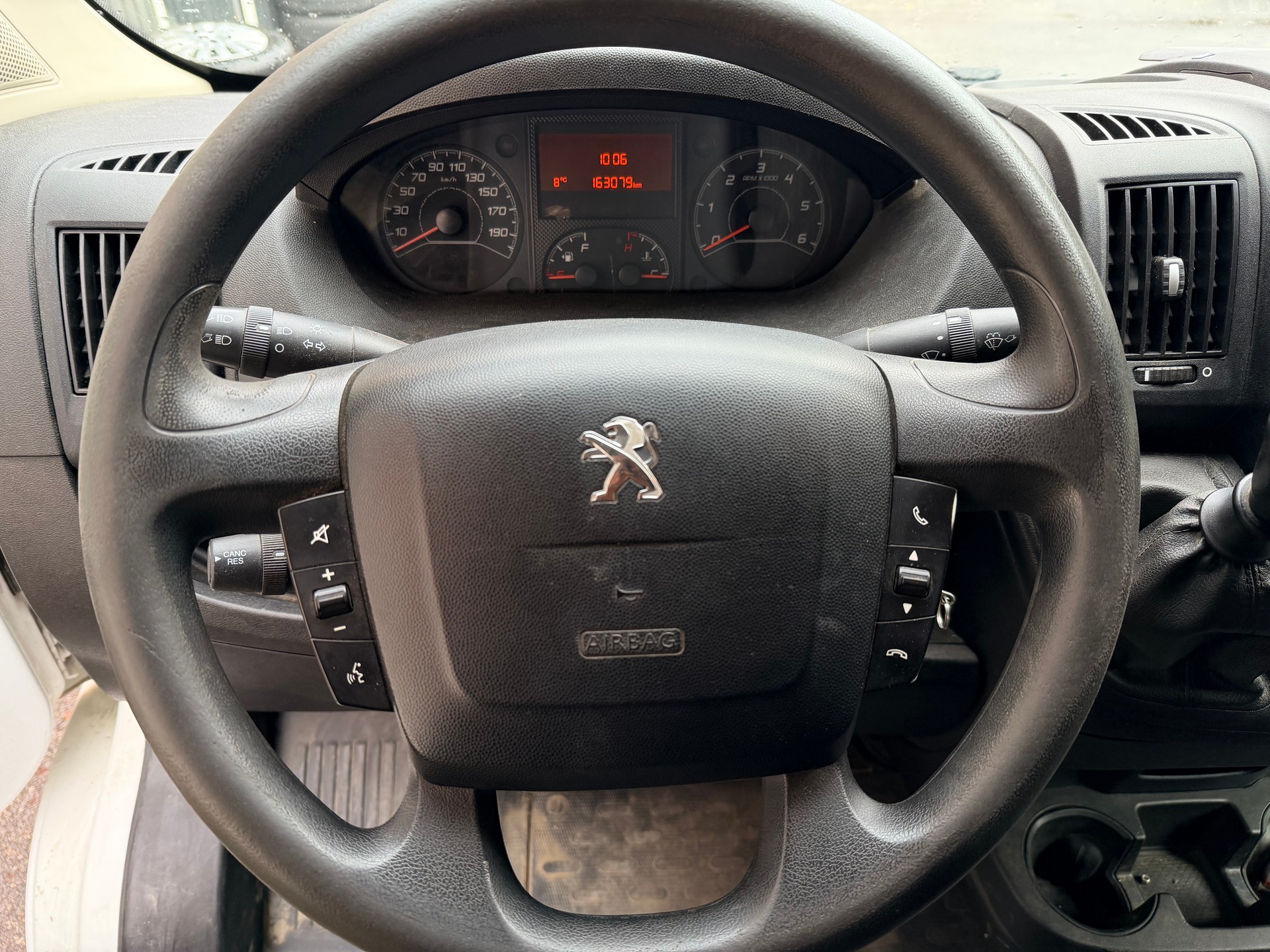 PEUGEOT Boxer 2.0 HDI-image-9