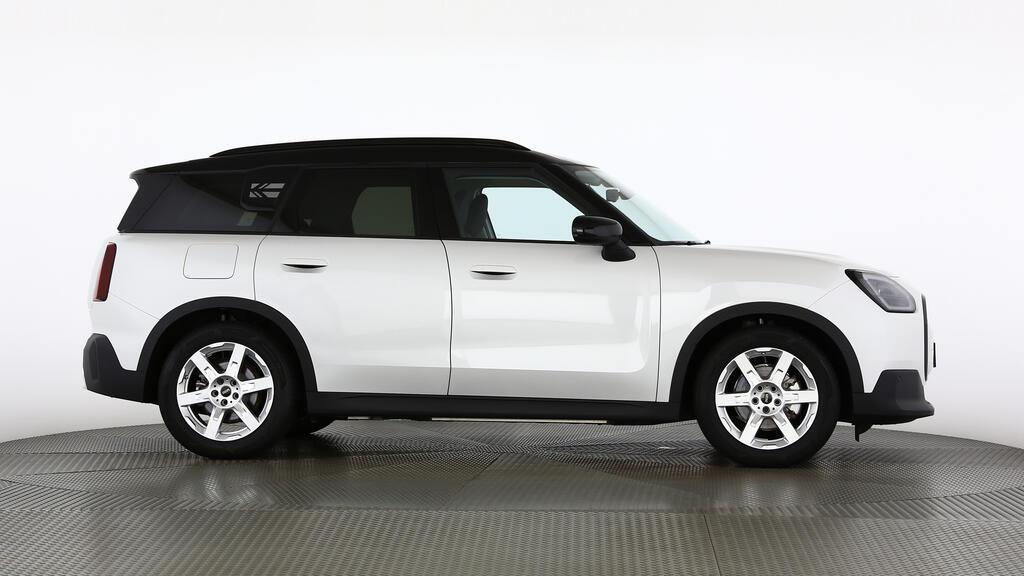MINI Countryman E-image-2