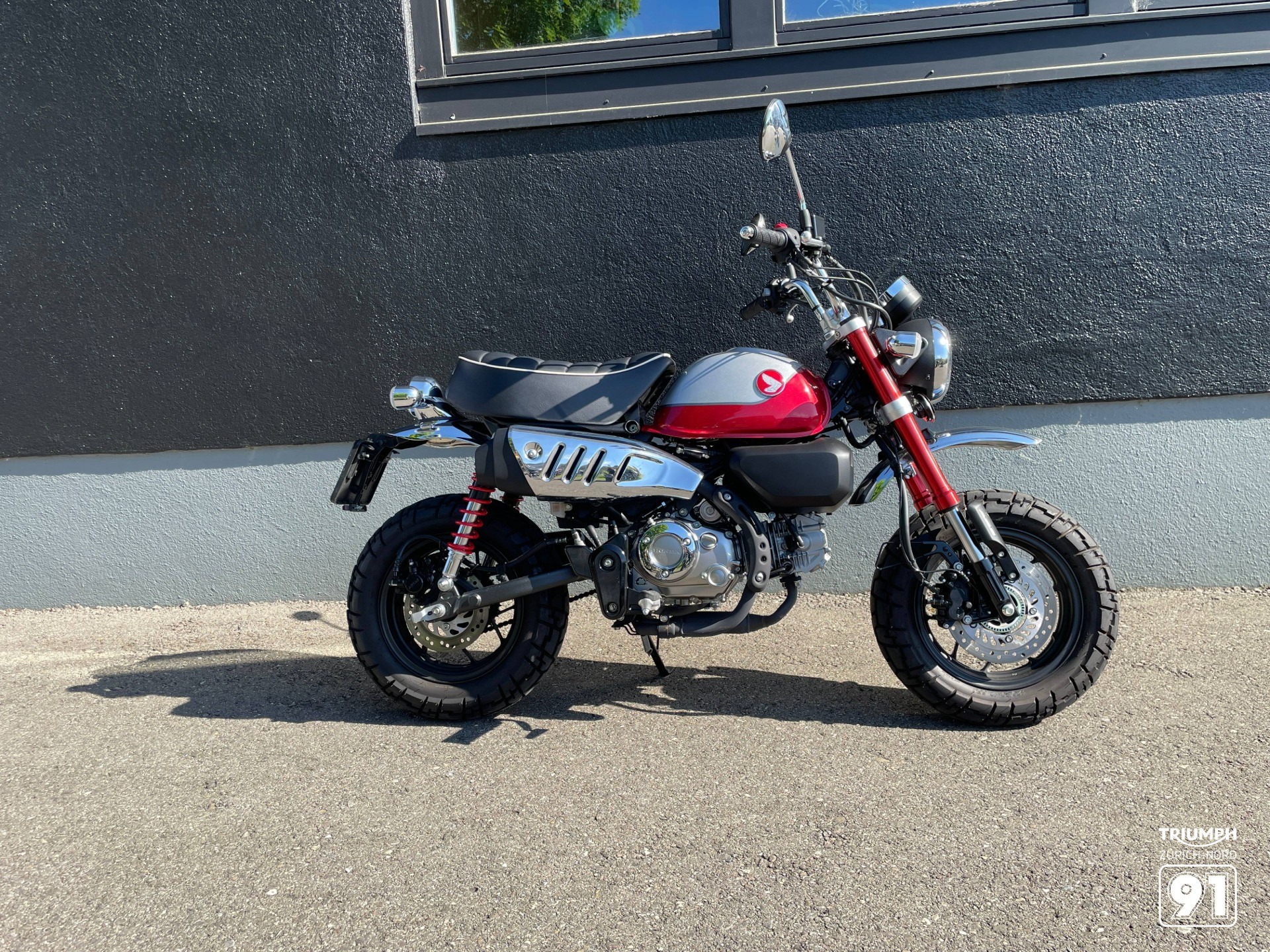 HONDA Z 125 Monkey-showroom-element-1