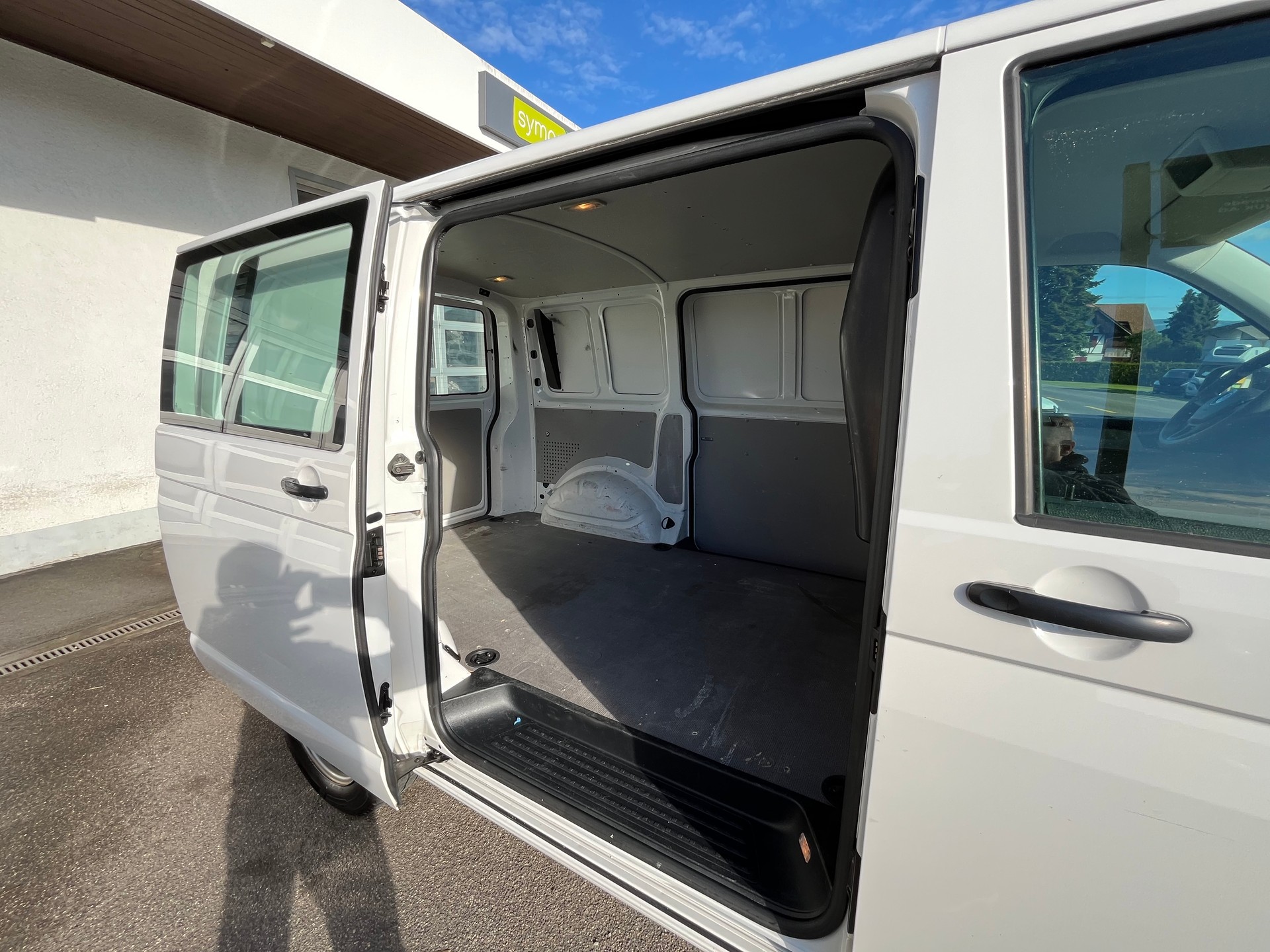 VW T6 2.0 TDI Euro 6+++AB MFK 5.2.25+++1014KG NUTZLAST+++AHK 2000KG+++-image-9