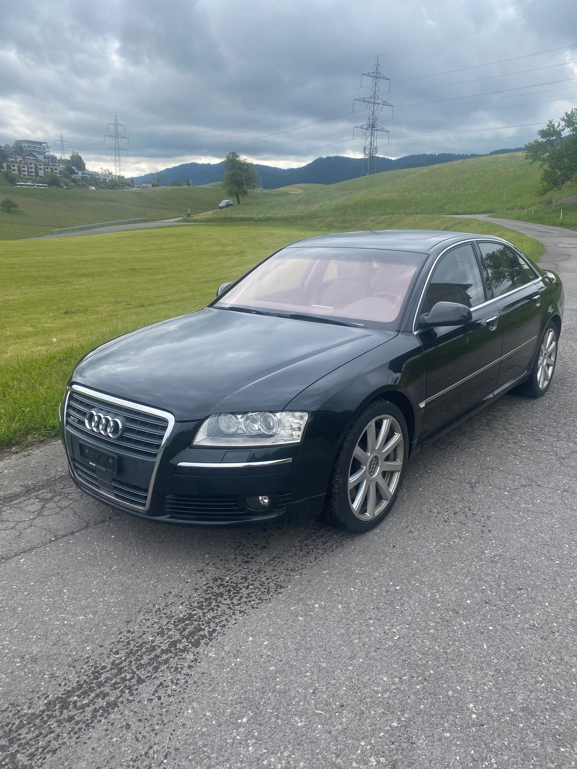 AUDI A8 6.0 quattro tiptronic