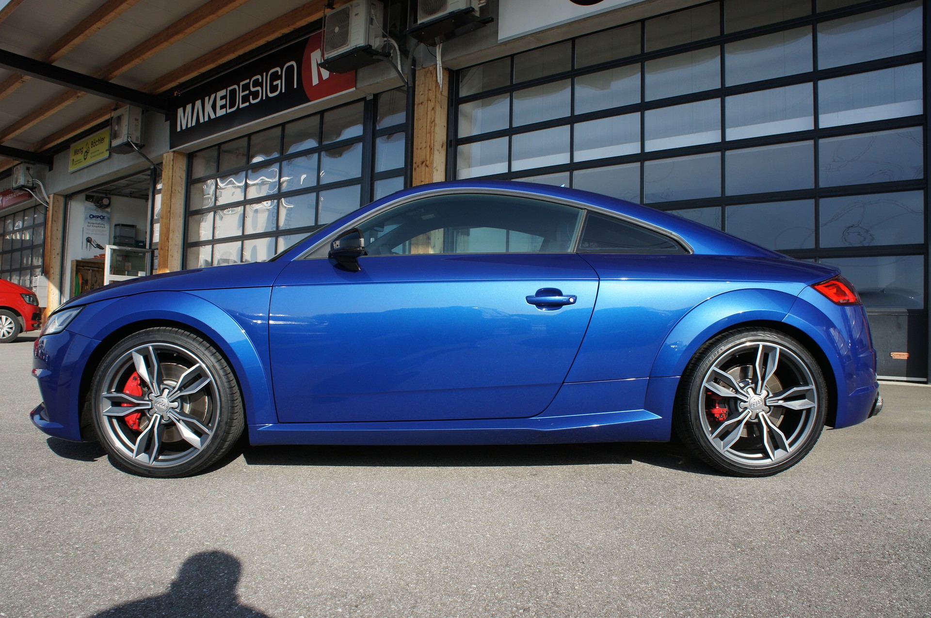 AUDI TTS Coupé 2.0 TFSI quattro S-tronic-showroom-element-1