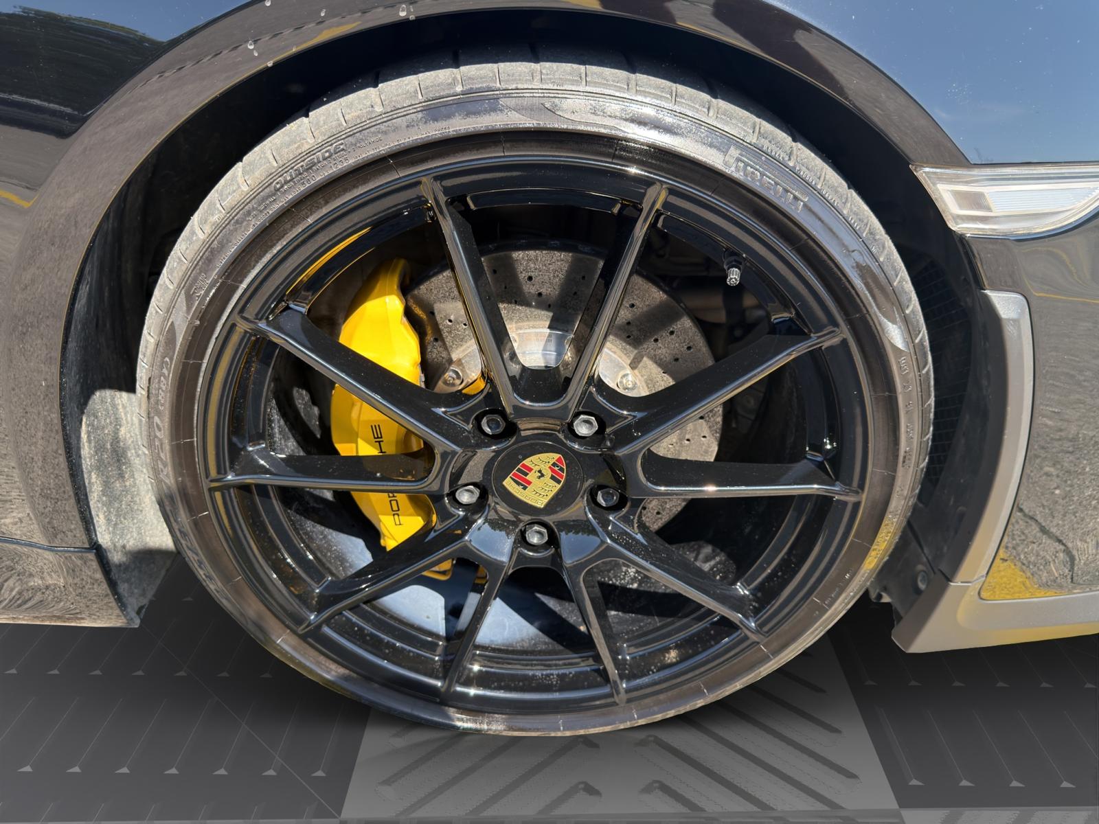 PORSCHE Boxster Spyder 3.8-image-26