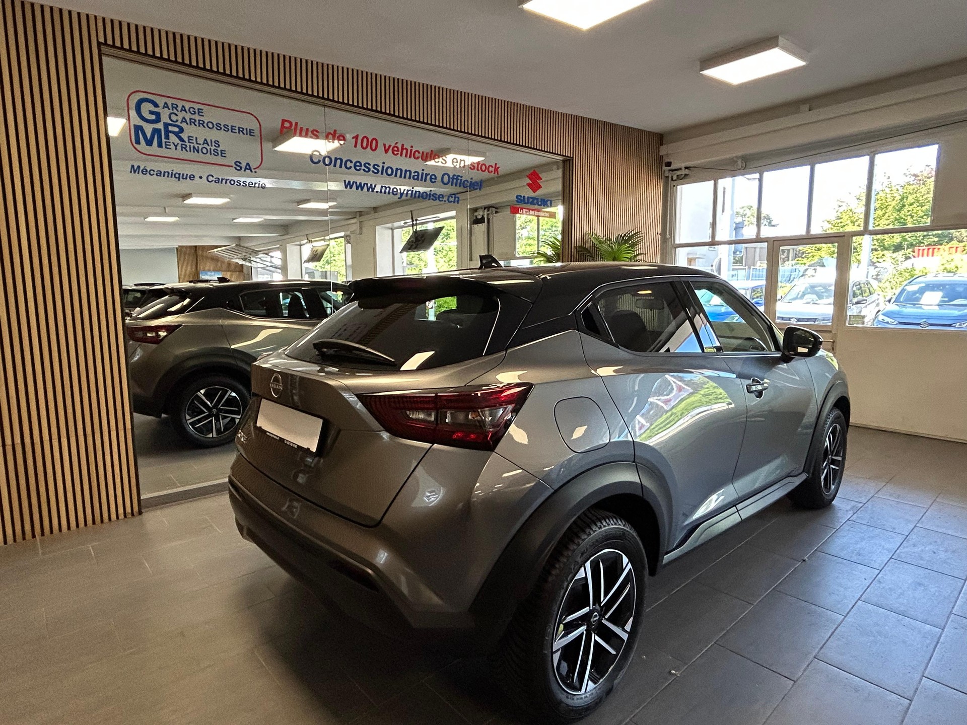 NISSAN Juke 1.0 DIG-T N-Connecta-image-6