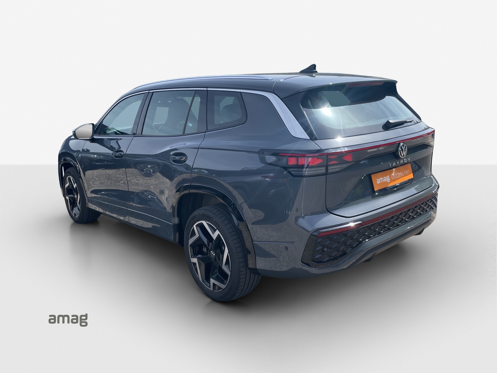 VW Tayron 2.0 TSI R-Line DSG 4Motion-image-2