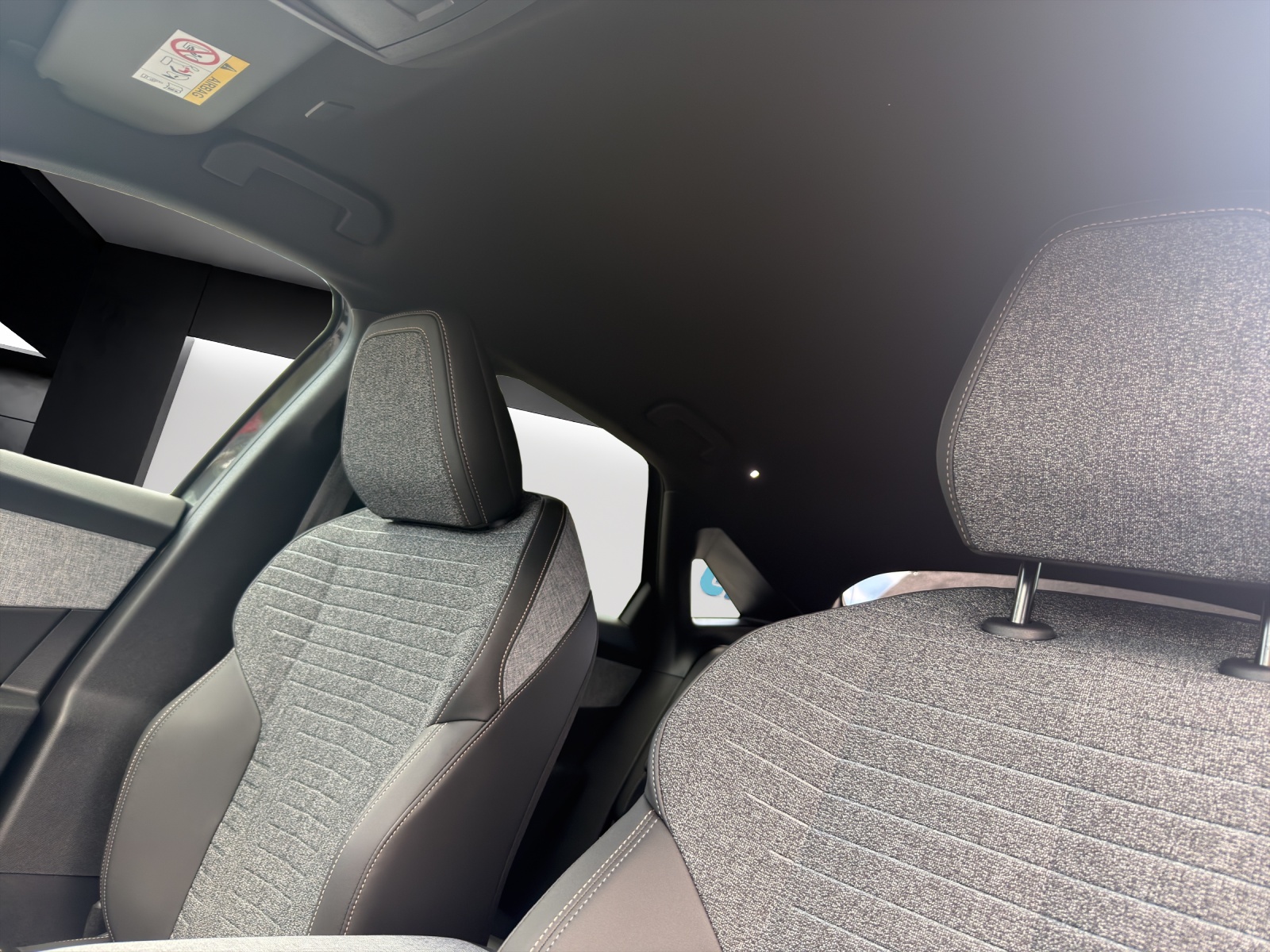 PEUGEOT 3008 NEW 73kWh AWD Allure P-image-13