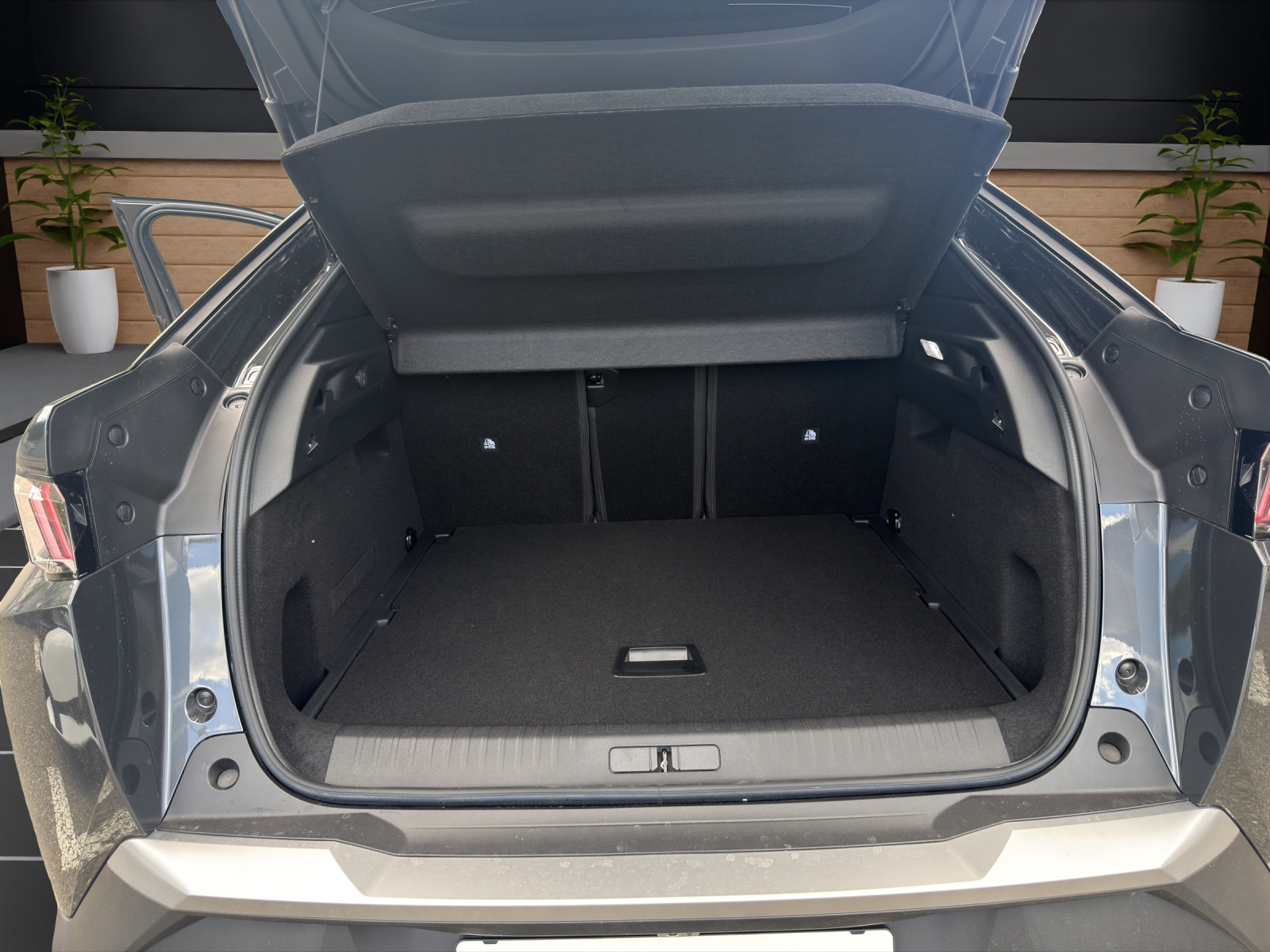 PEUGEOT 3008 NEW 73kWh AWD Allure P-image-8