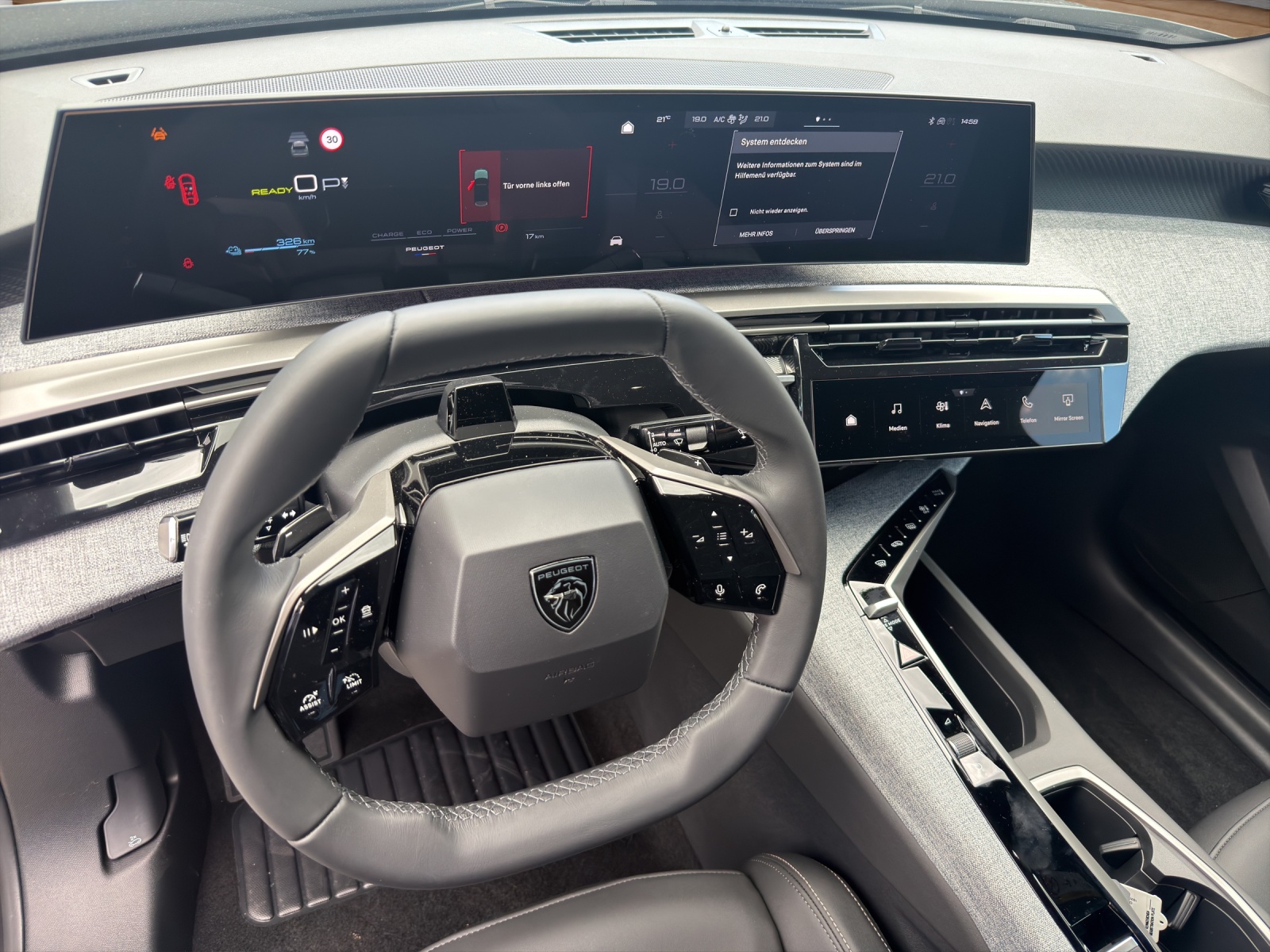 PEUGEOT 3008 NEW 73kWh AWD Allure P-image-6