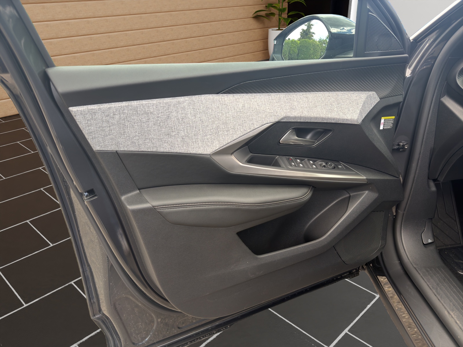 PEUGEOT 3008 NEW 73kWh AWD Allure P-image-12