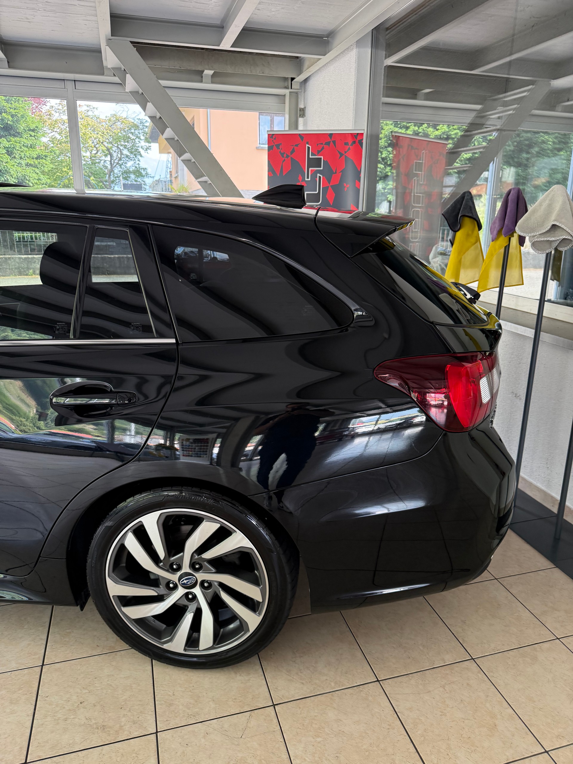 SUBARU Levorg 1.6DIT Swiss S AWD Lineartronic-image-3