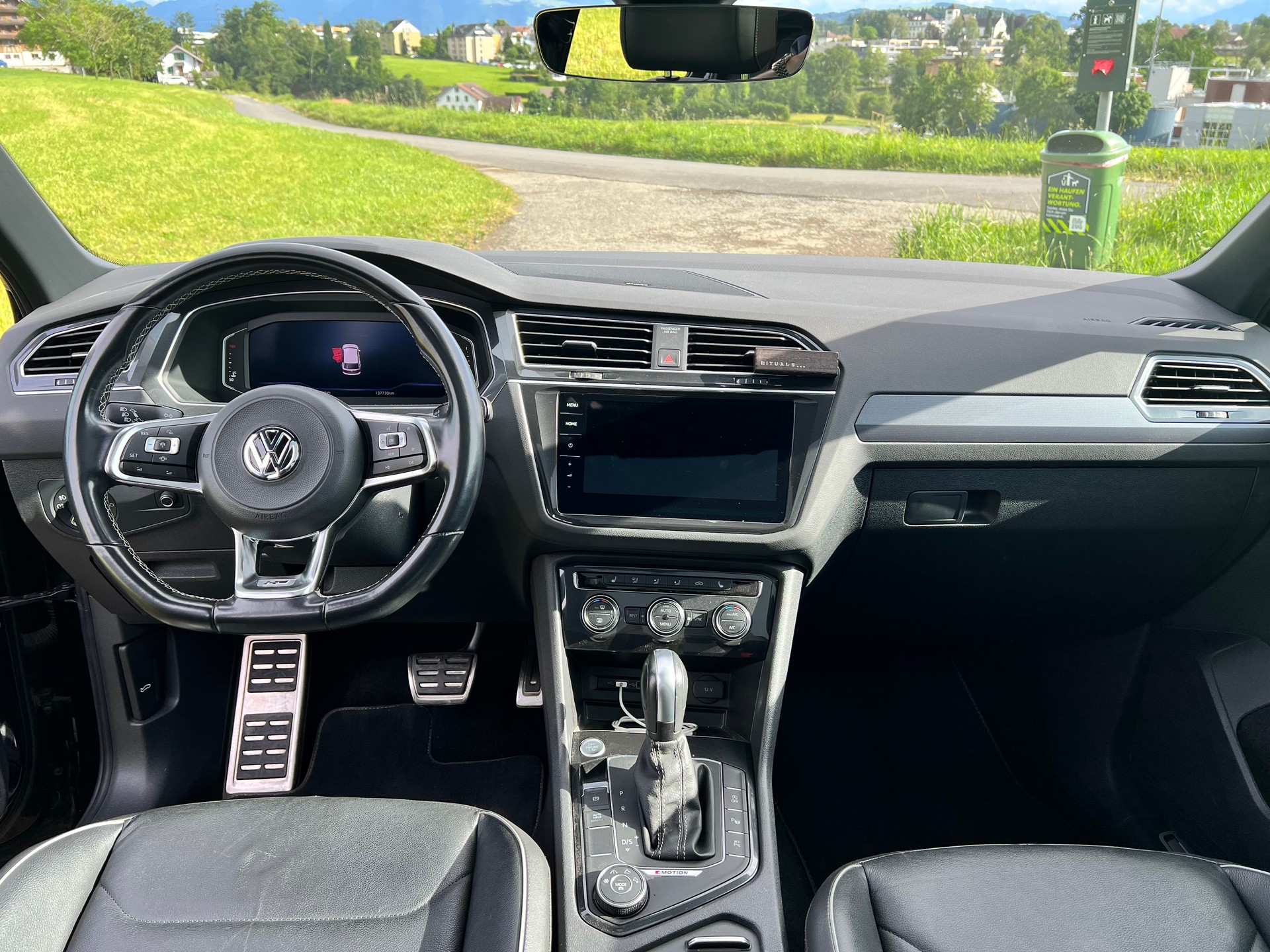 VW 2.0 TDI SCR Highline DSG-image-5