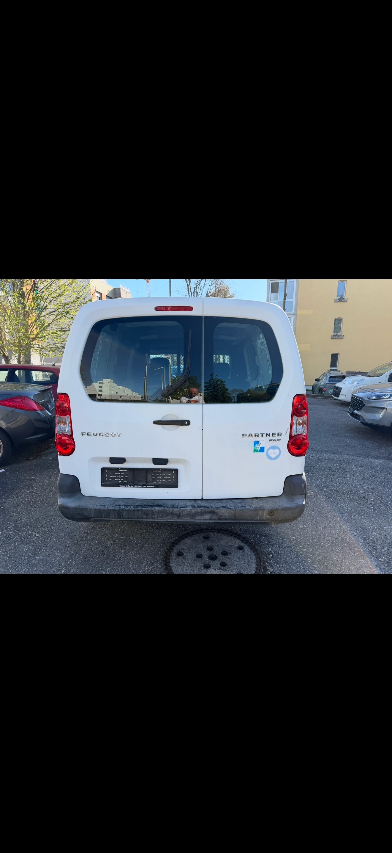 PEUGEOT Partner 1.6 HDI Urban-image-4
