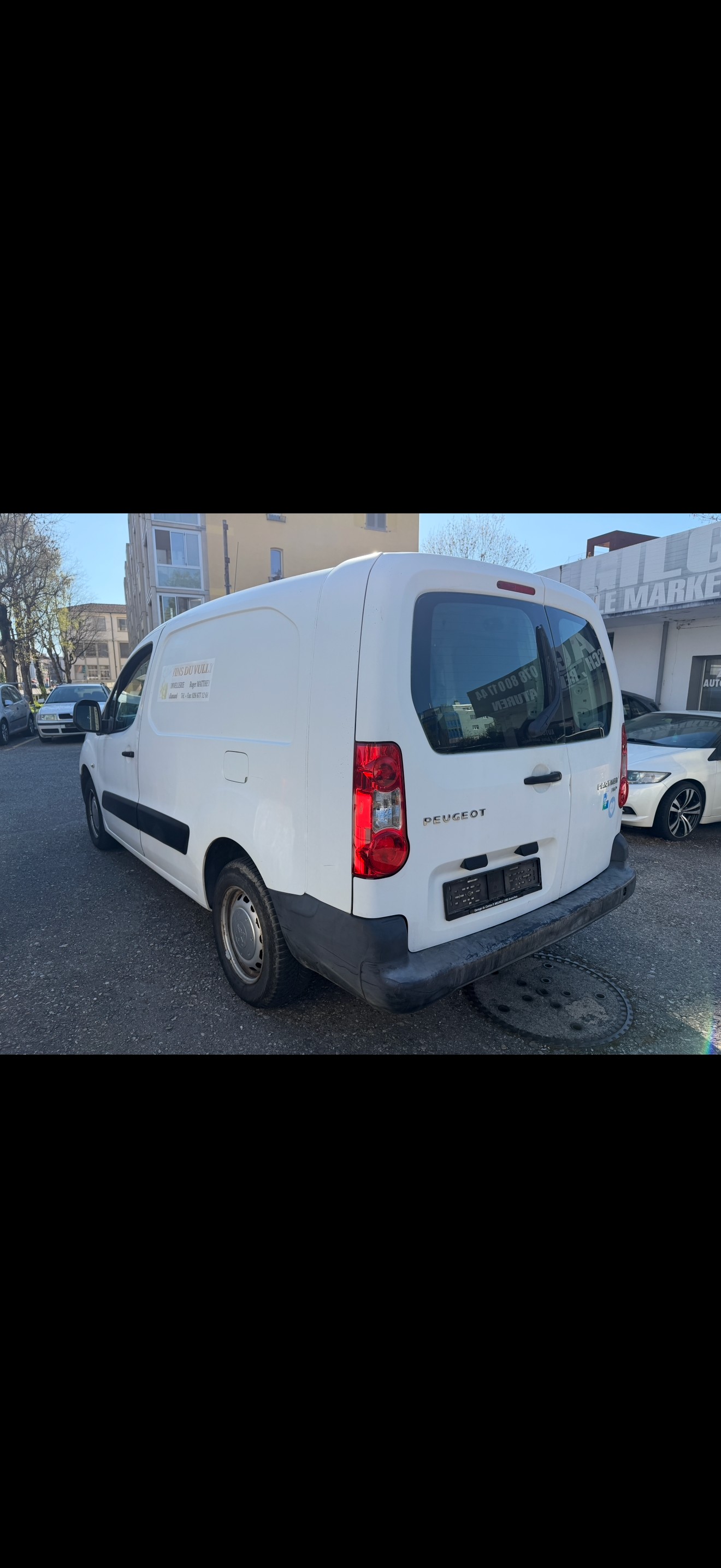 PEUGEOT Partner 1.6 HDI Urban-image-5
