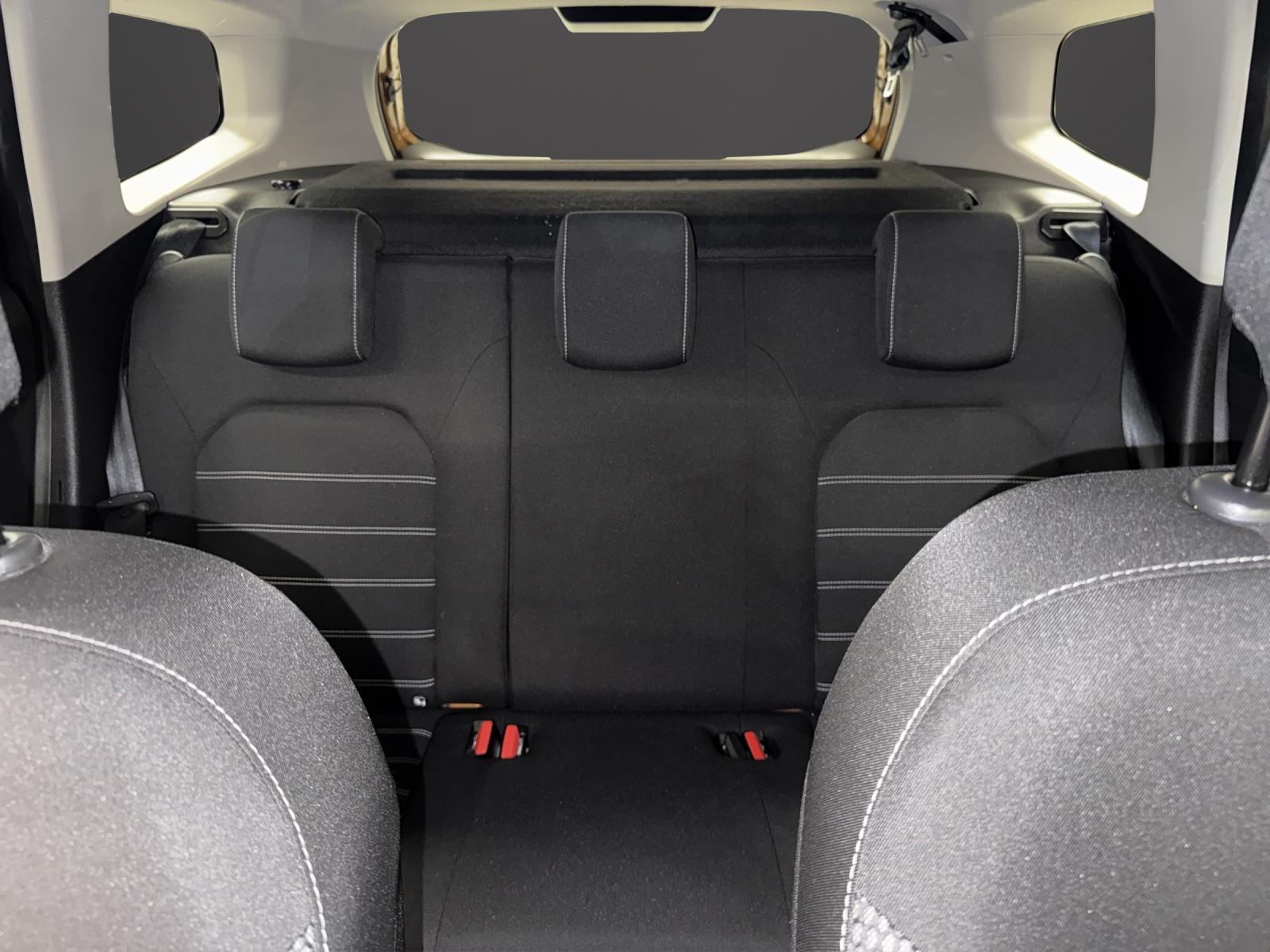 DACIA Duster SCe 115 Prestige 4x4-image-9