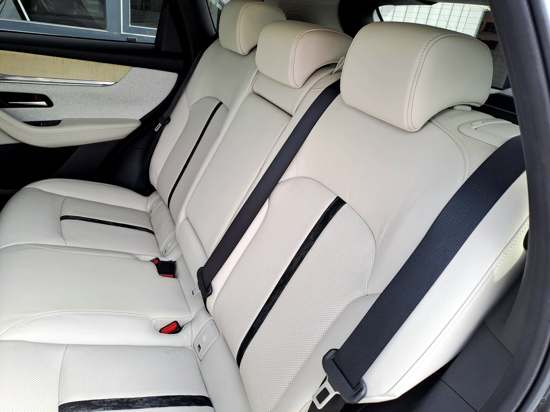 MAZDA CX-60 e-Skyactiv PHEV 327 AWD Takumi inkl. AHK 2500kg-image-9