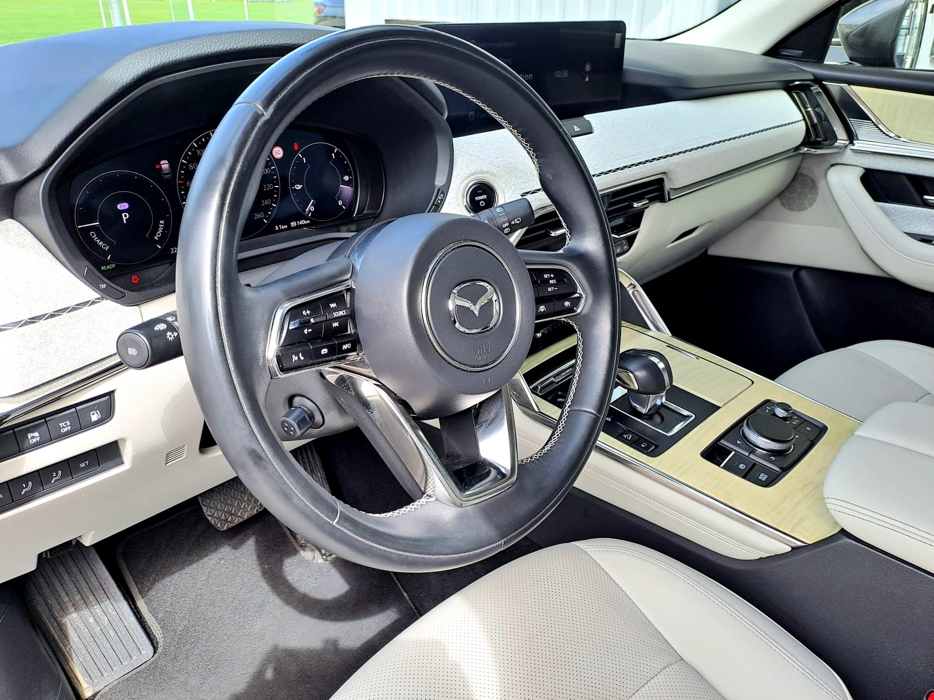MAZDA CX-60 e-Skyactiv PHEV 327 AWD Takumi inkl. AHK 2500kg-image-11