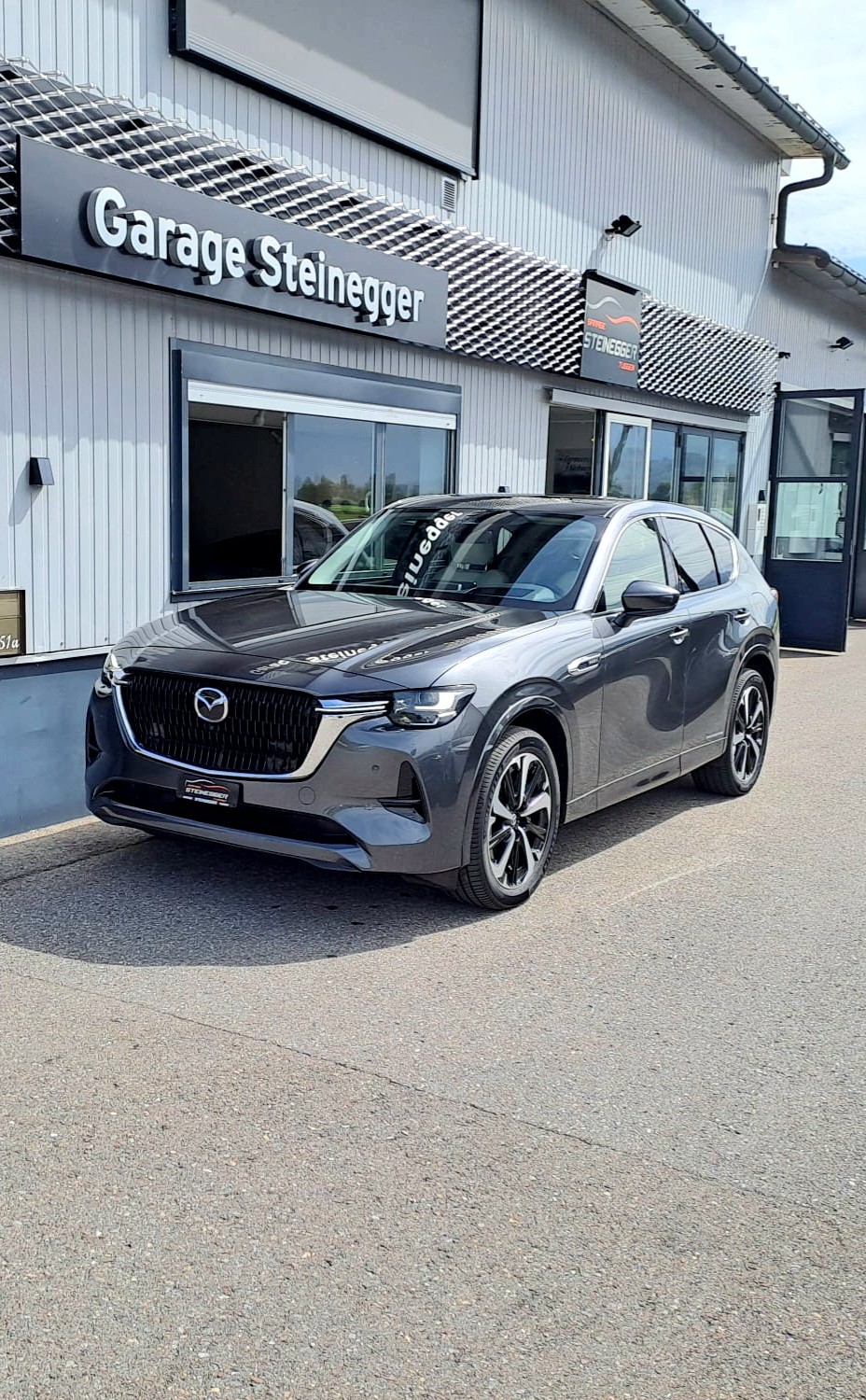 MAZDA CX-60 e-Skyactiv PHEV 327 AWD Takumi inkl. AHK 2500kg-image-1