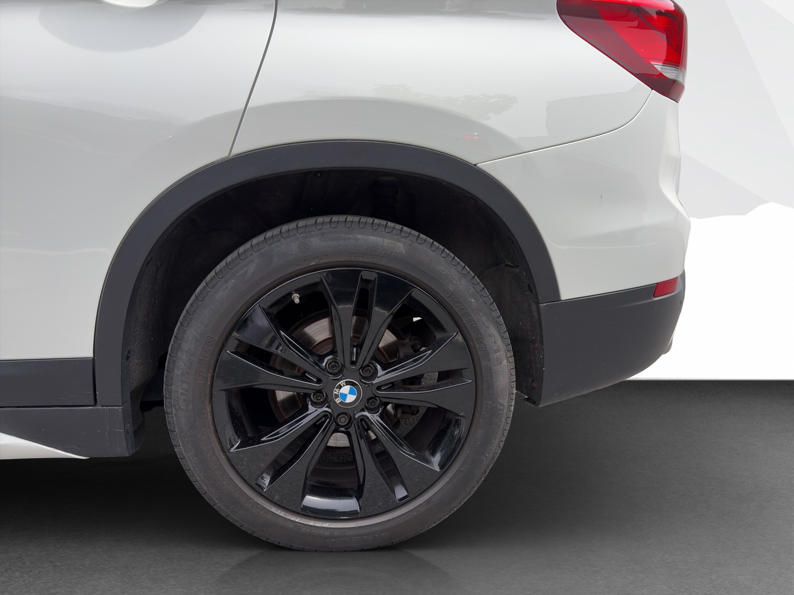 BMW X1 18d xDrive-image-20