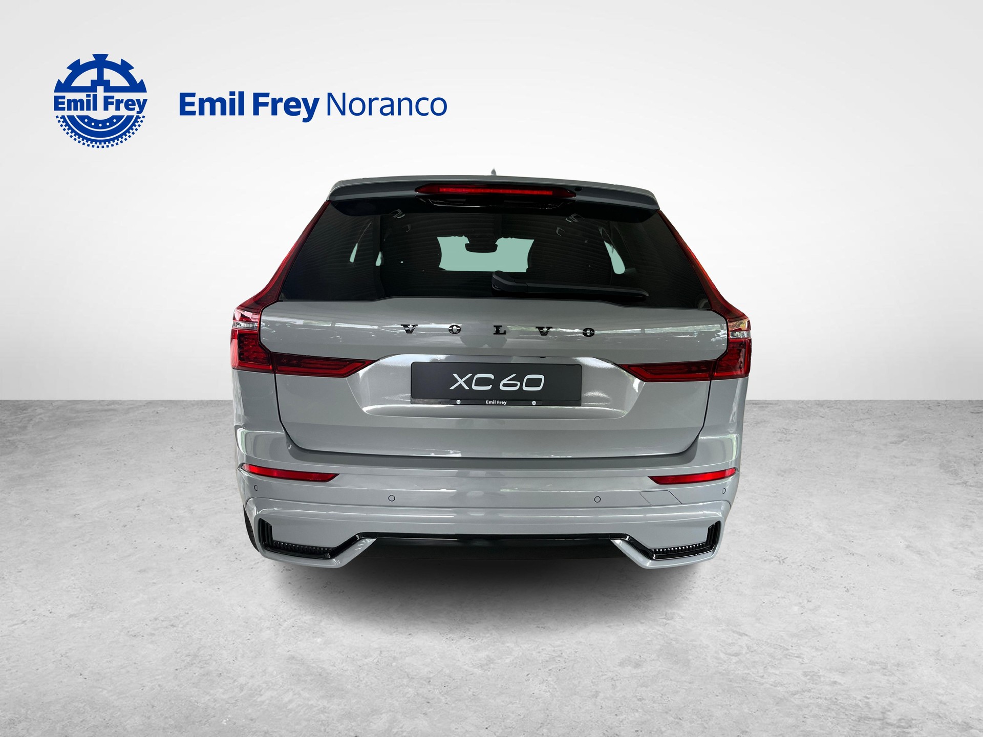 VOLVO XC60 2.0 B5 MH Black Edition AWD-image-3
