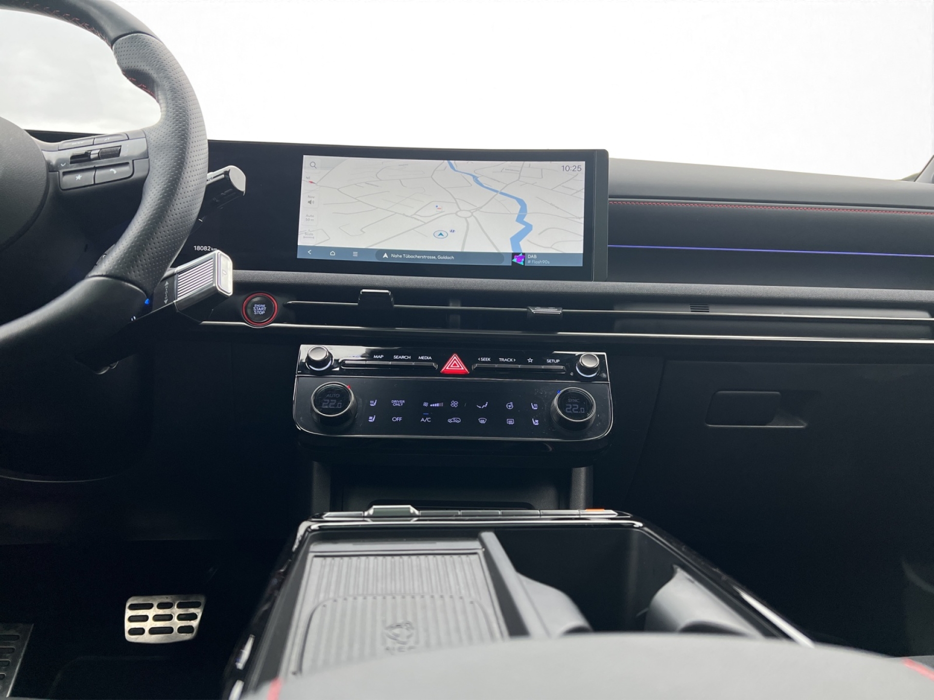 HYUNDAI Tucson 1.6 T-GDi Plug-in Hybrid N-Line Lux 4WD-image-8