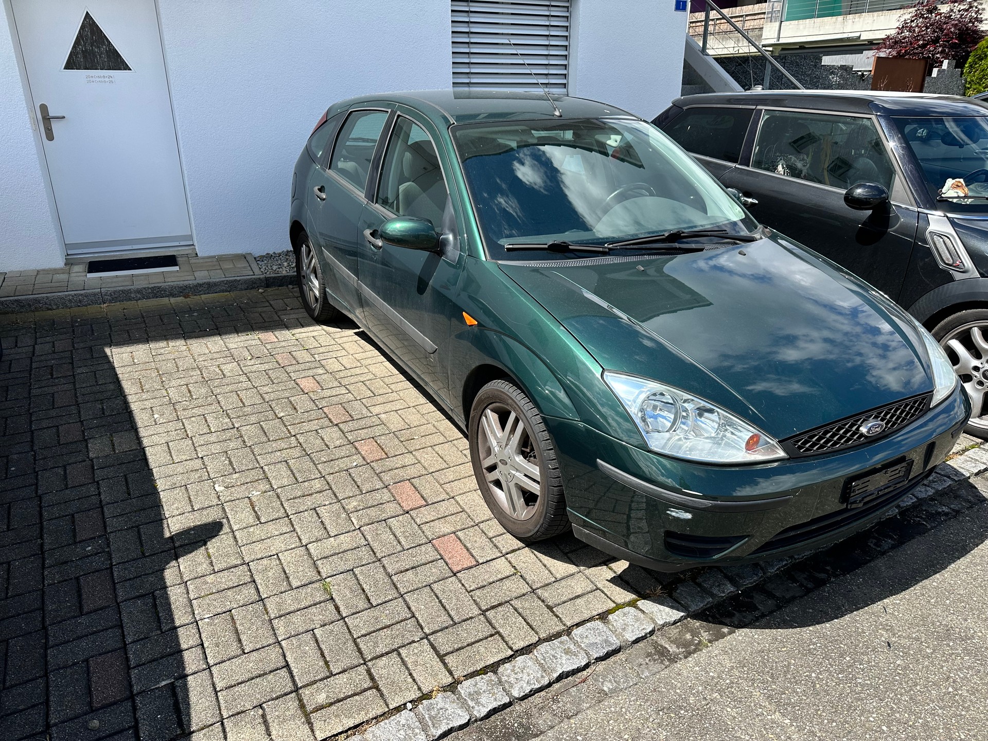 FORD 1.6 16V-image-1
