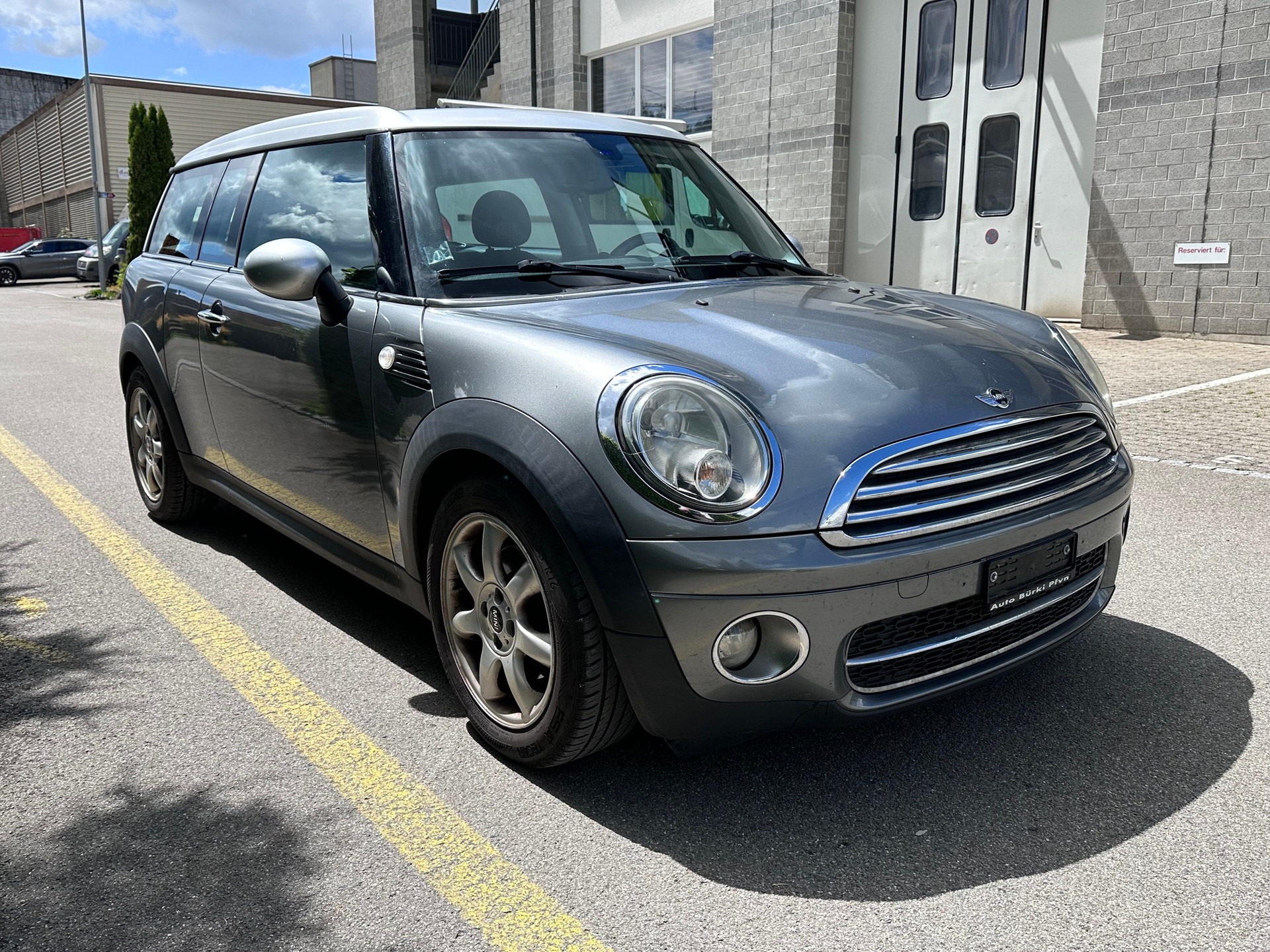 MINI CLUBMAN-image-1