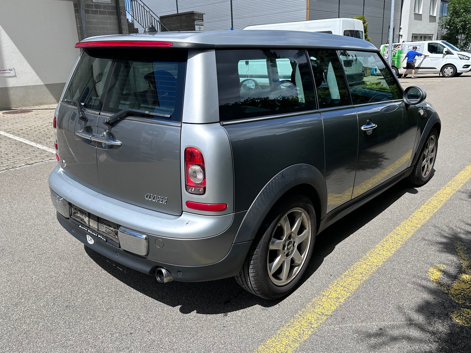 MINI CLUBMAN-image-2