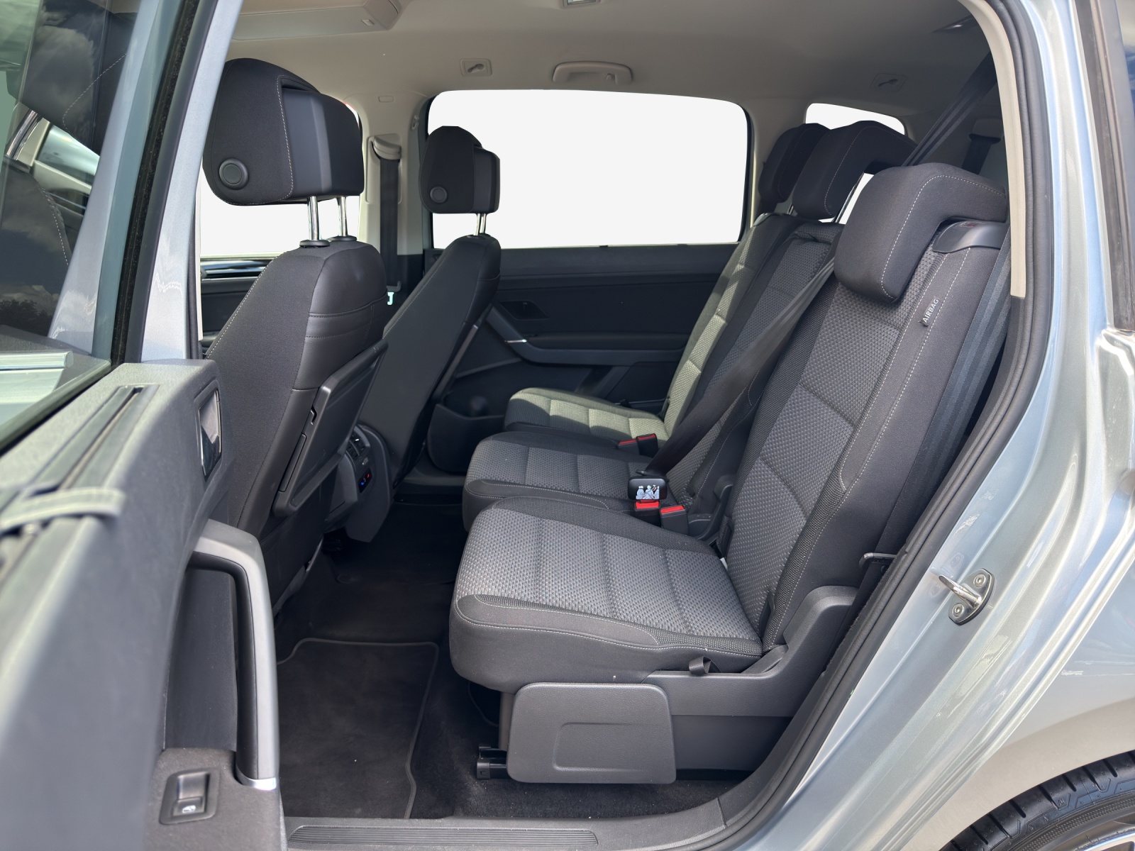 VW Touran 1.5 TSI EVO Comfortline DSG-image-11
