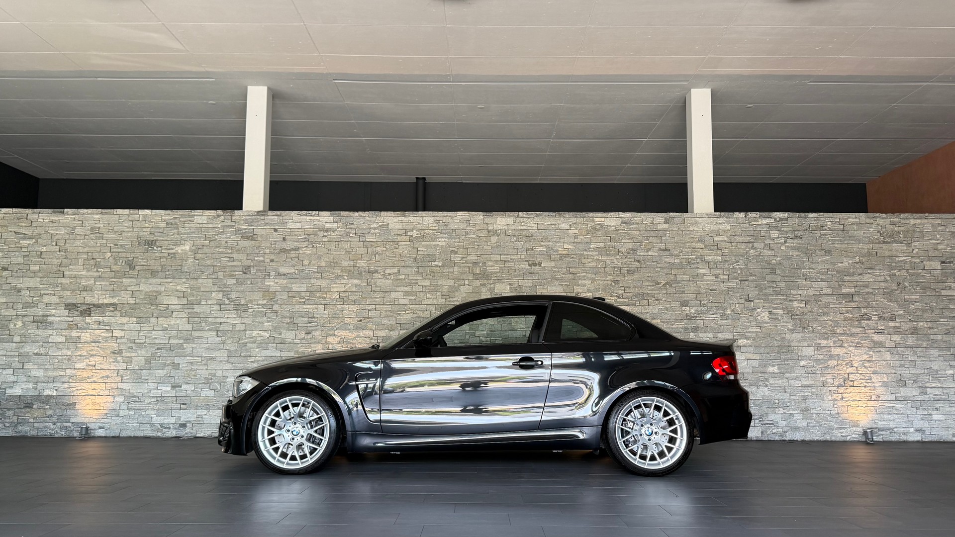 BMW 1er M Coupé-image-0