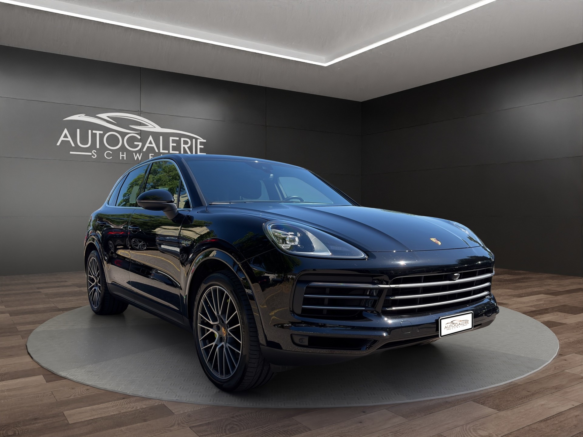 PORSCHE Cayenne E-Hybrid | CH | Swiss | Porsche Approved Garantie 04/2027 | Panorama | 21" RS | Komfortsitze Memory |-image-6
