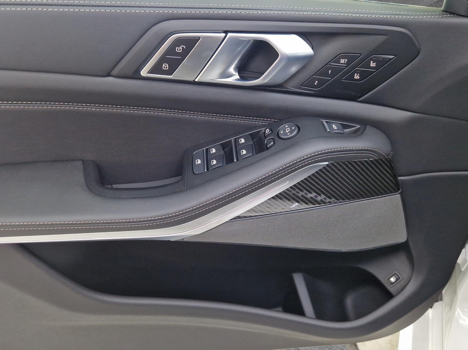BMW X5 50e xDrive-image-9