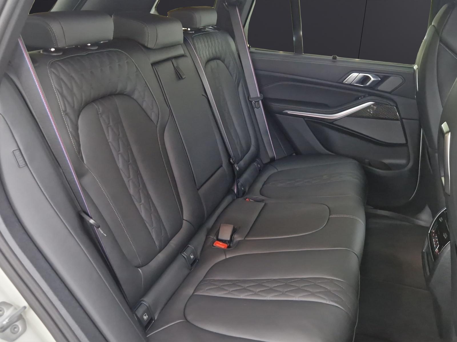 BMW X5 50e xDrive-image-13
