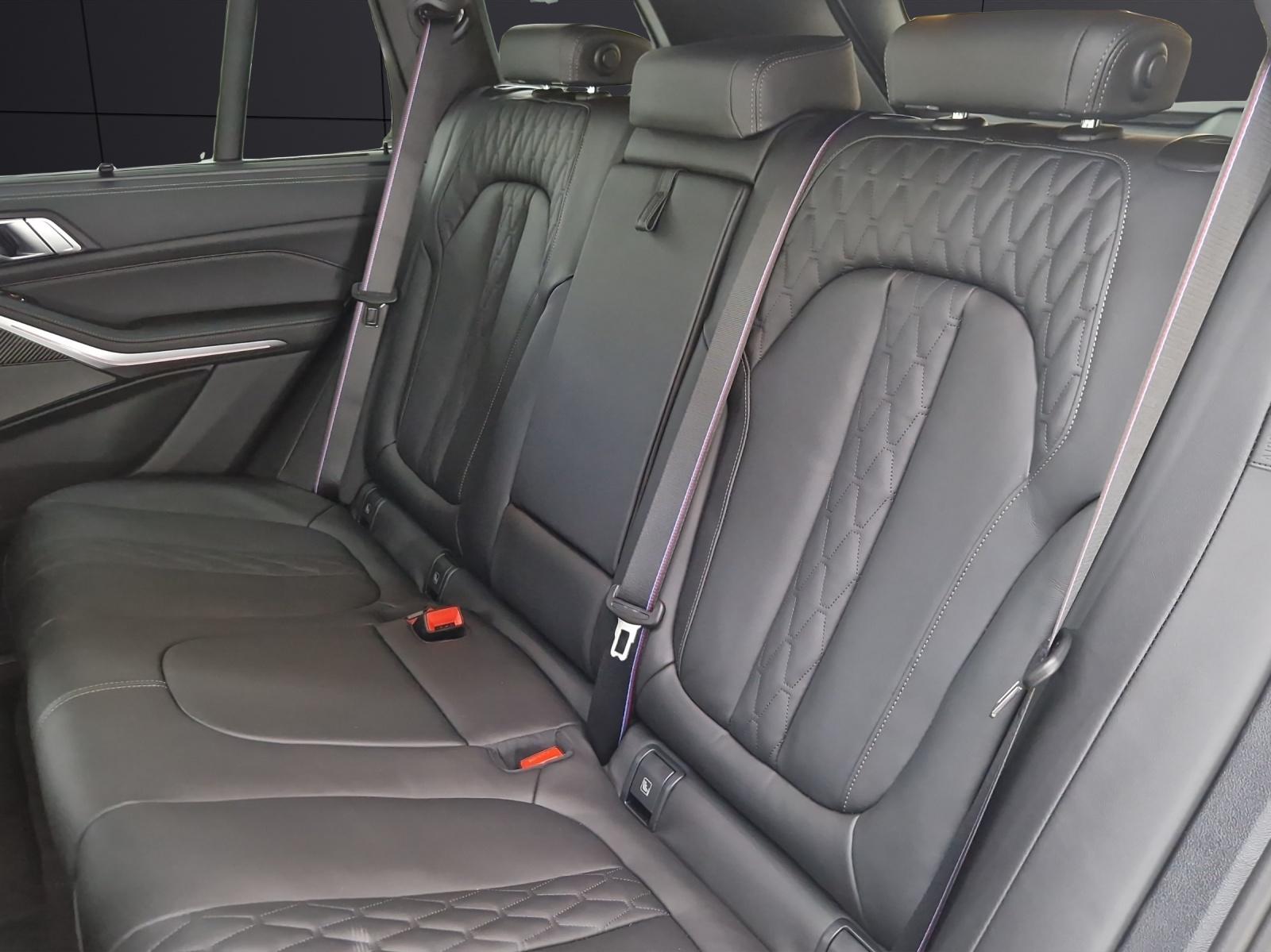 BMW X5 50e xDrive-image-11
