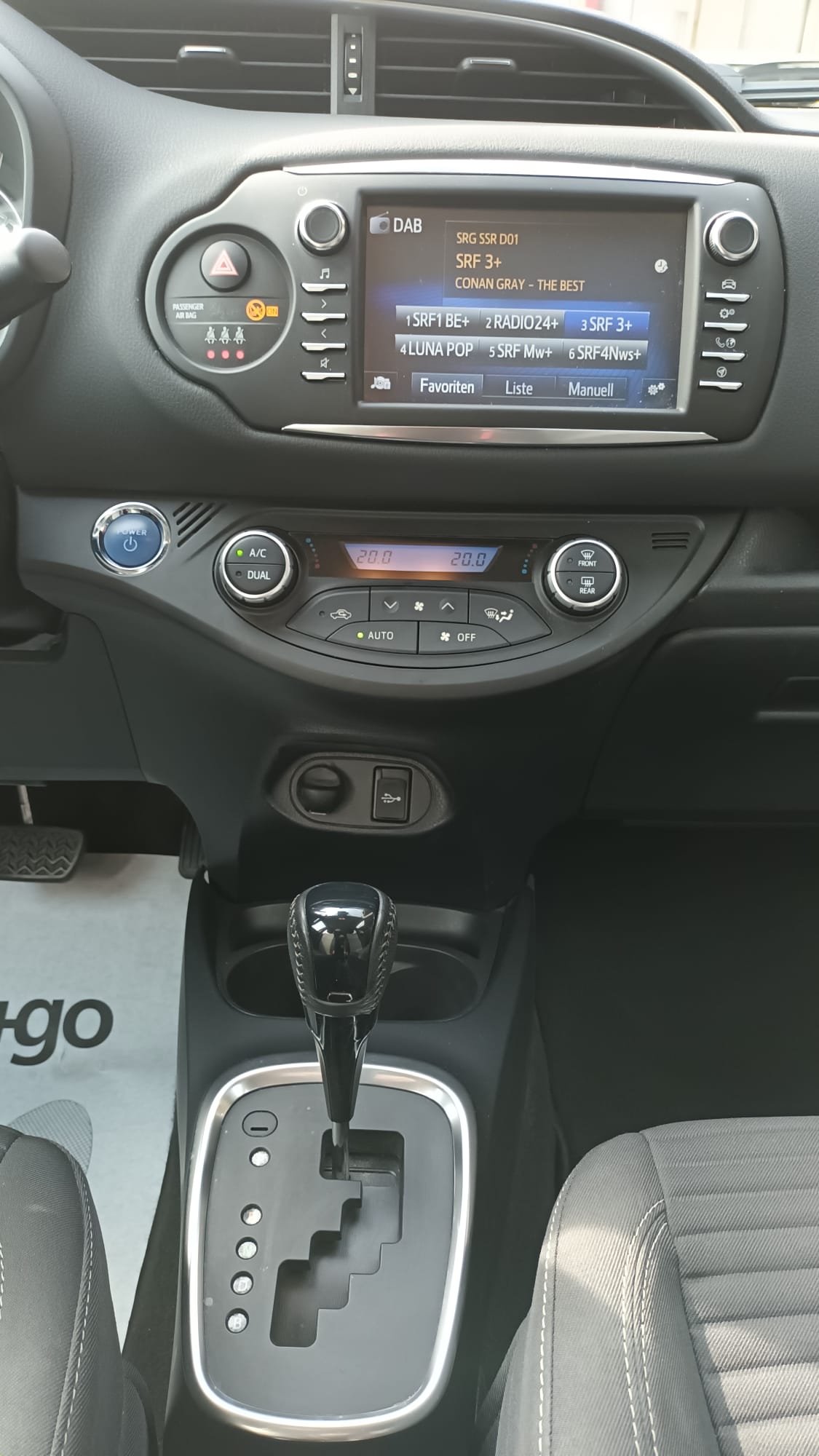 TOYOTA Yaris 1.5 VVT-i Hybrid Trend e-CVT-image-10