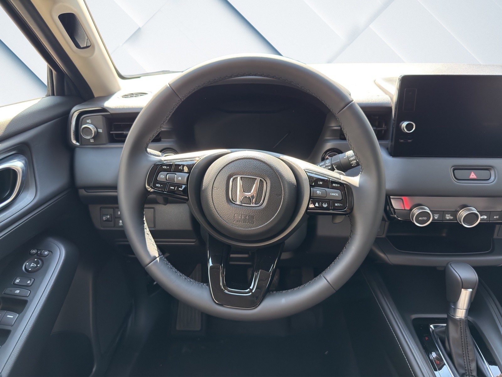 HONDA HR-V 1.5 i-MMD Elegance, Leasing Aktion 1.9 %, Bis zu 8 Jahre oder 160'000 km Garantie-image-10