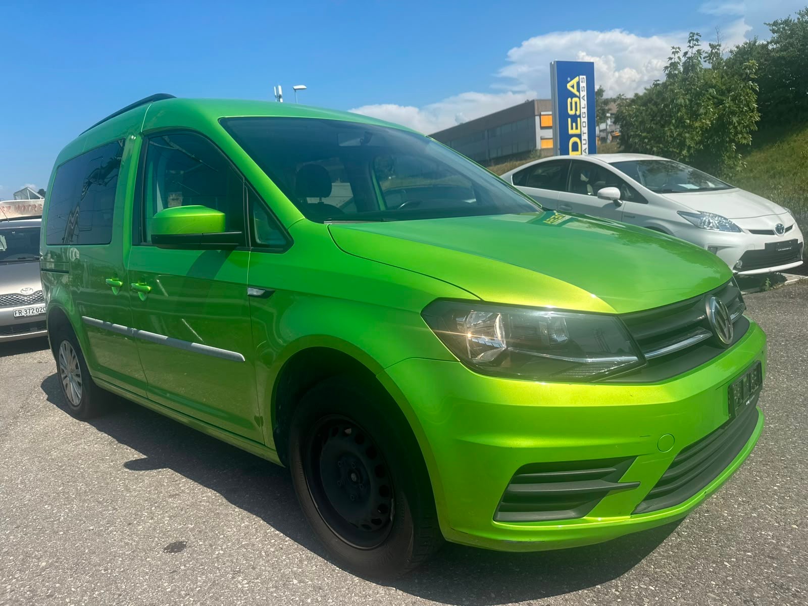 VW Caddy 2.0TDI Entry BlueMotion Technology DSG-image-2