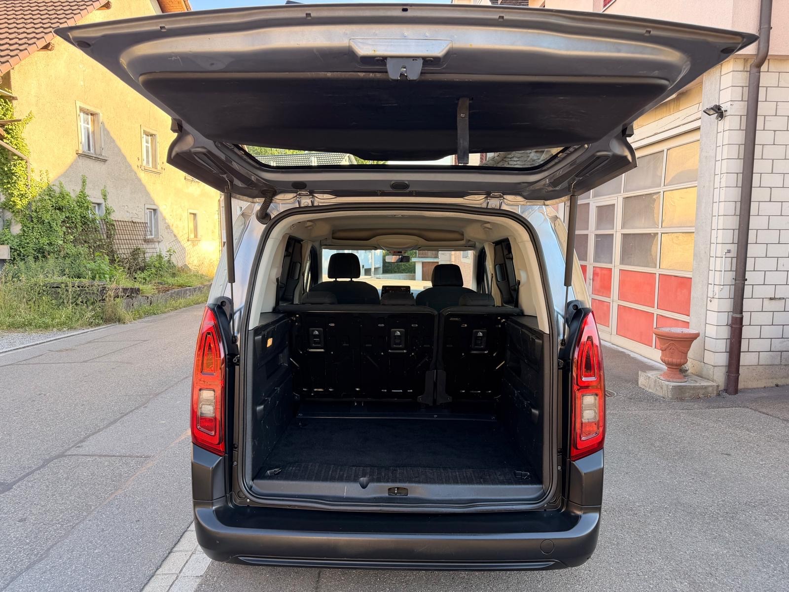 CITROEN Berlingo 1.5 BlueHDi Live-image-9