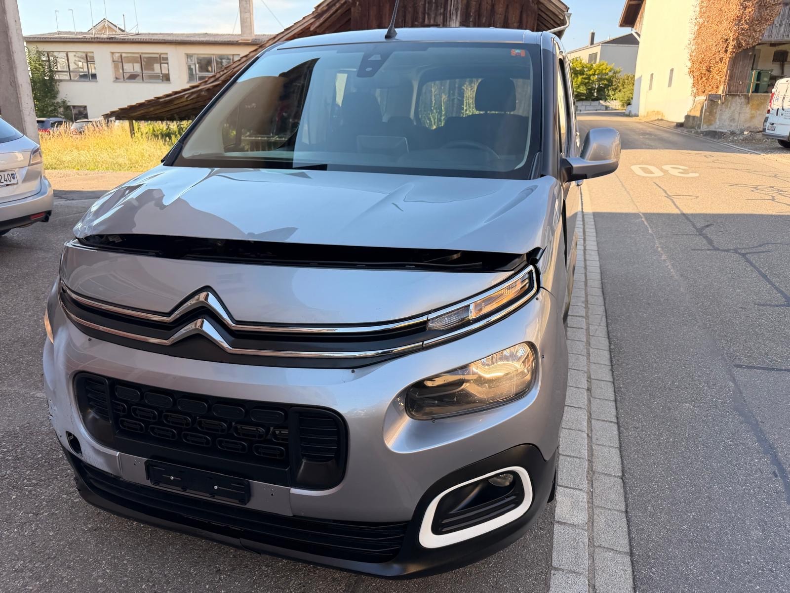 CITROEN Berlingo 1.5 BlueHDi Live-image-6