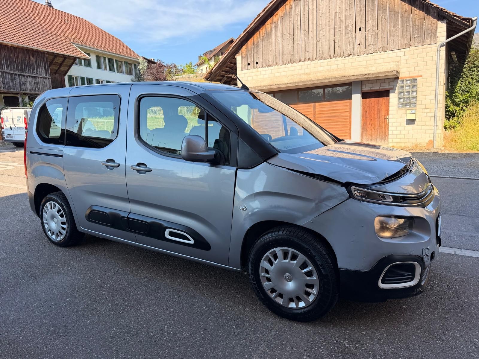 CITROEN Berlingo 1.5 BlueHDi Live-image-0