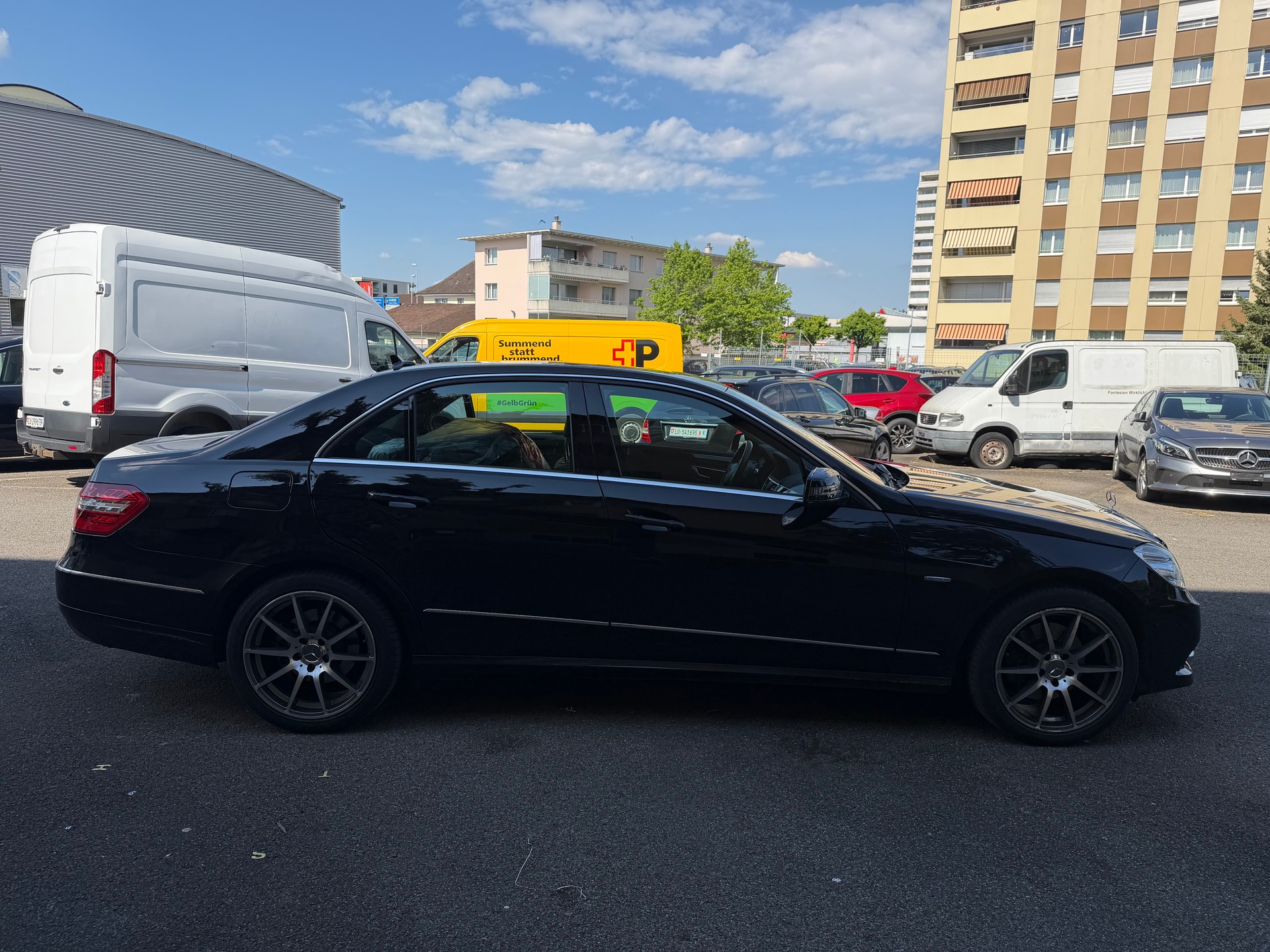 MERCEDES-BENZ E 350 CGI BlueEfficiency Elégance 4Matic 7G-Tronic-image-2