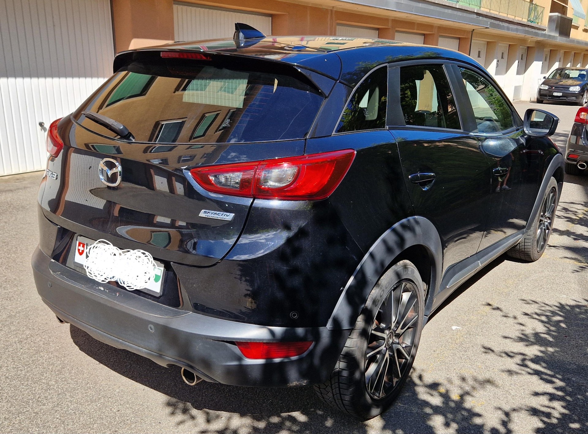 MAZDA 2.0 Revolution-image-1