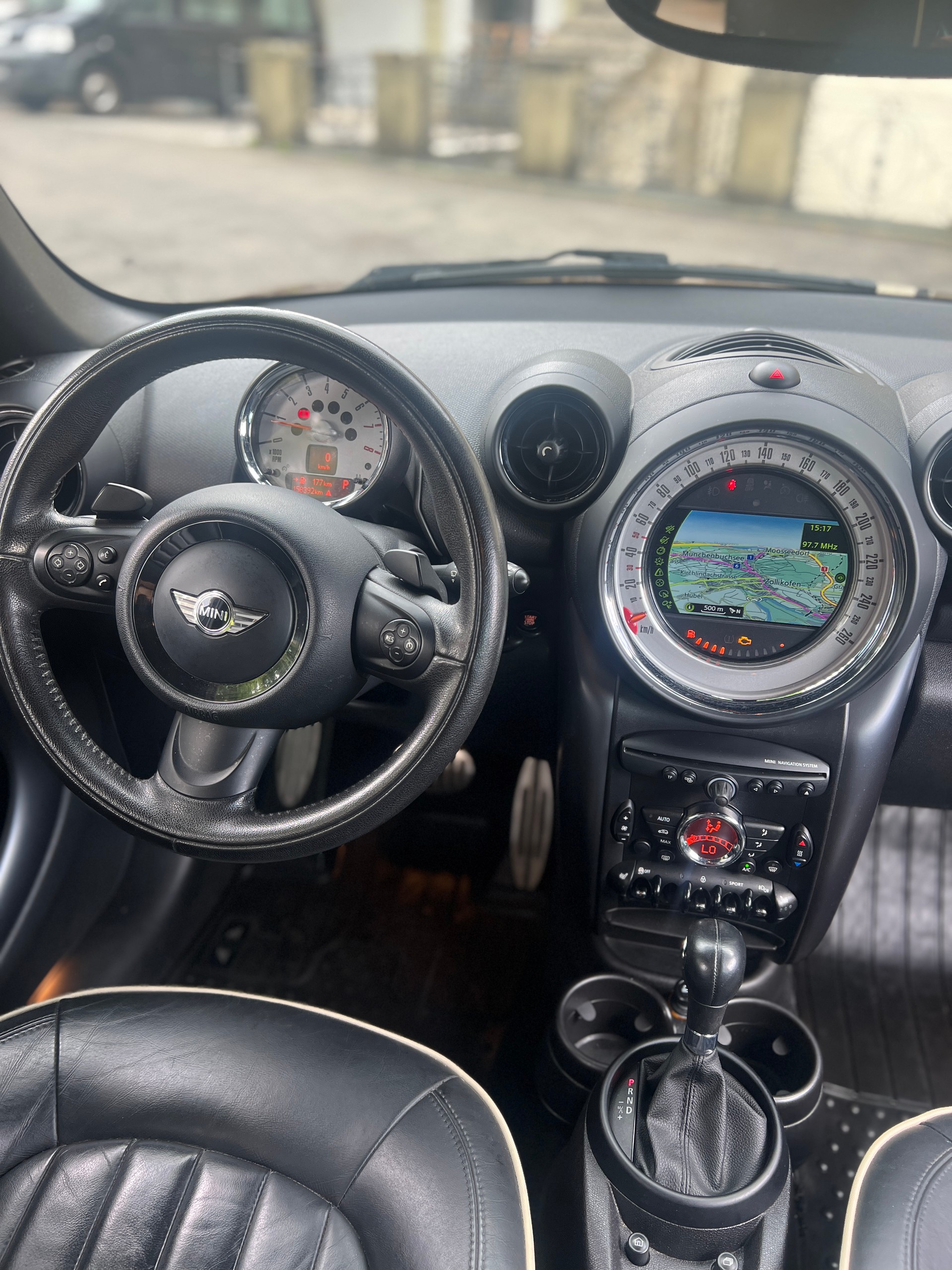 MINI Countryman Cooper S ALL4 Steptronic-image-9