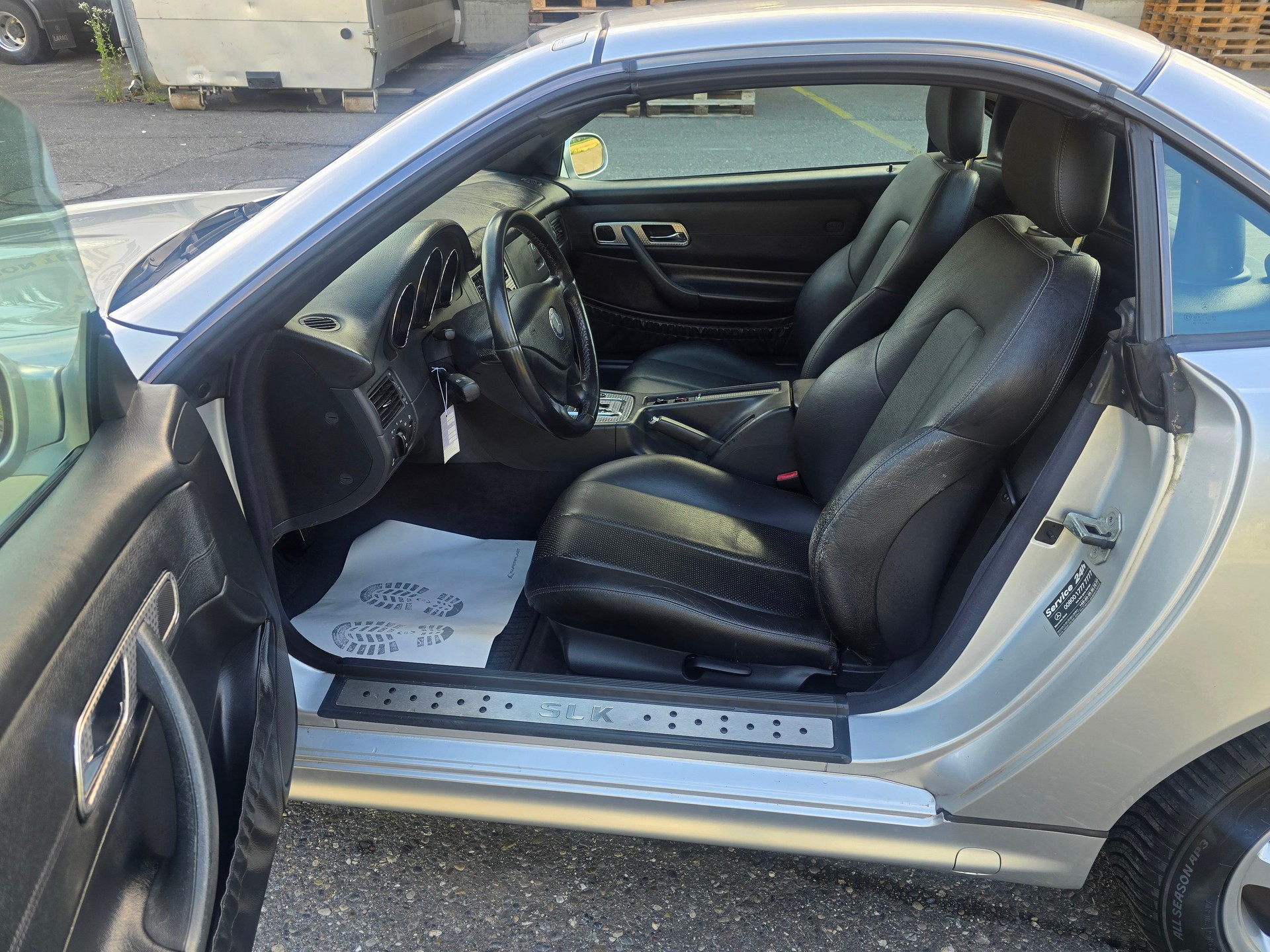 MERCEDES-BENZ SLK 200 Kompressor-image-18