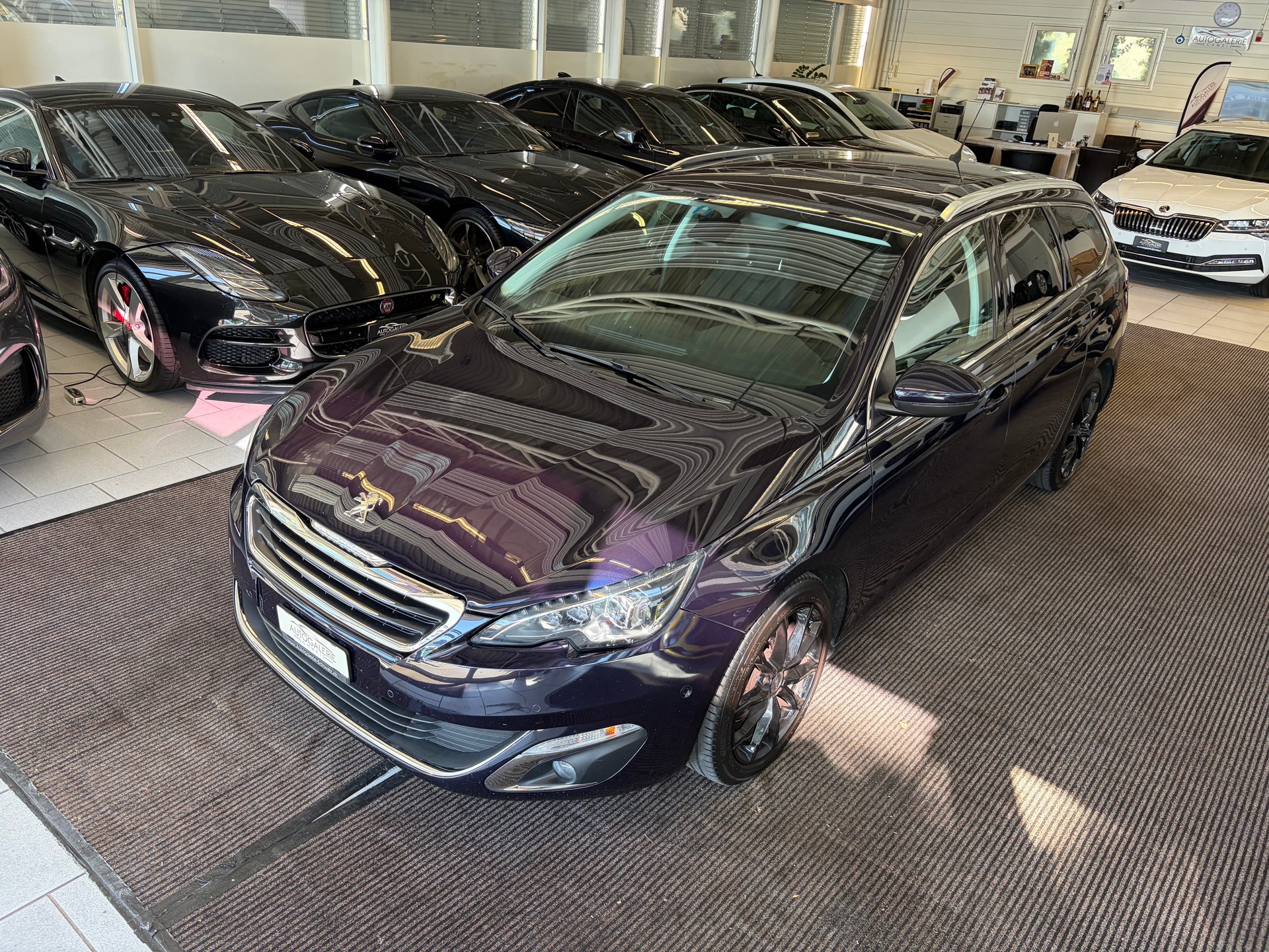 PEUGEOT 308 SW 2.0 BlueHDI Allure Automatic | CH | MFK 05/2025 |-image-32