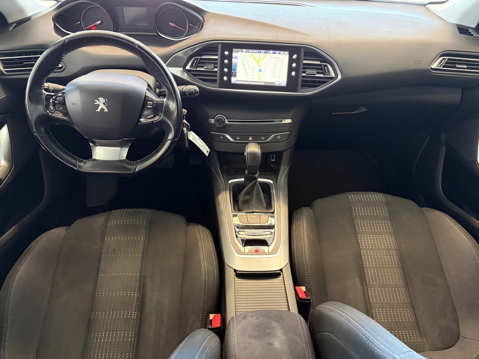 PEUGEOT 308 SW 2.0 BlueHDI Allure Automatic | CH | MFK 05/2025 |-image-13