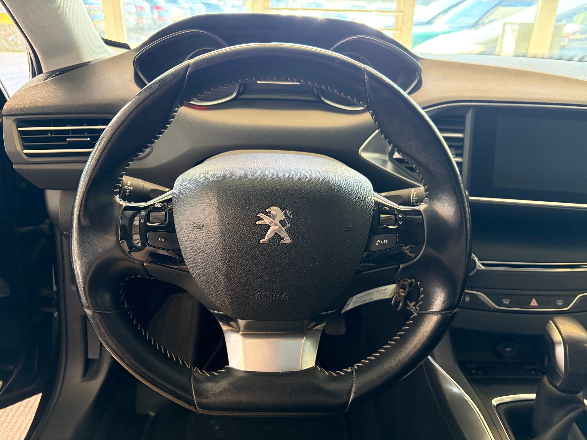 PEUGEOT 308 SW 2.0 BlueHDI Allure Automatic | CH | MFK 05/2025 |-image-18