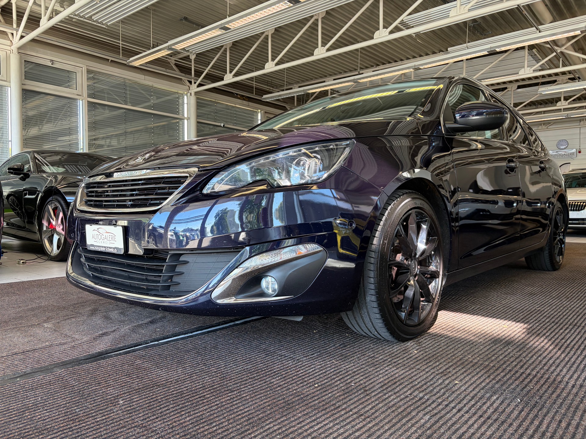PEUGEOT 308 SW 2.0 BlueHDI Allure Automatic | CH | MFK 05/2025 |-image-31
