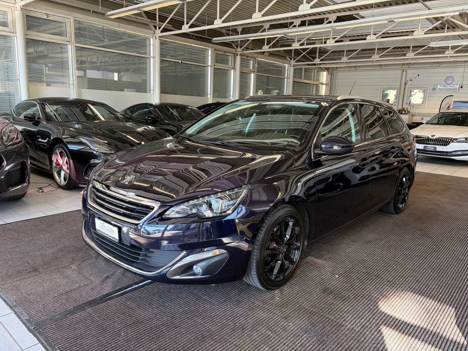 PEUGEOT 308 SW 2.0 BlueHDI Allure Automatic | CH | MFK 05/2025 |-image-8