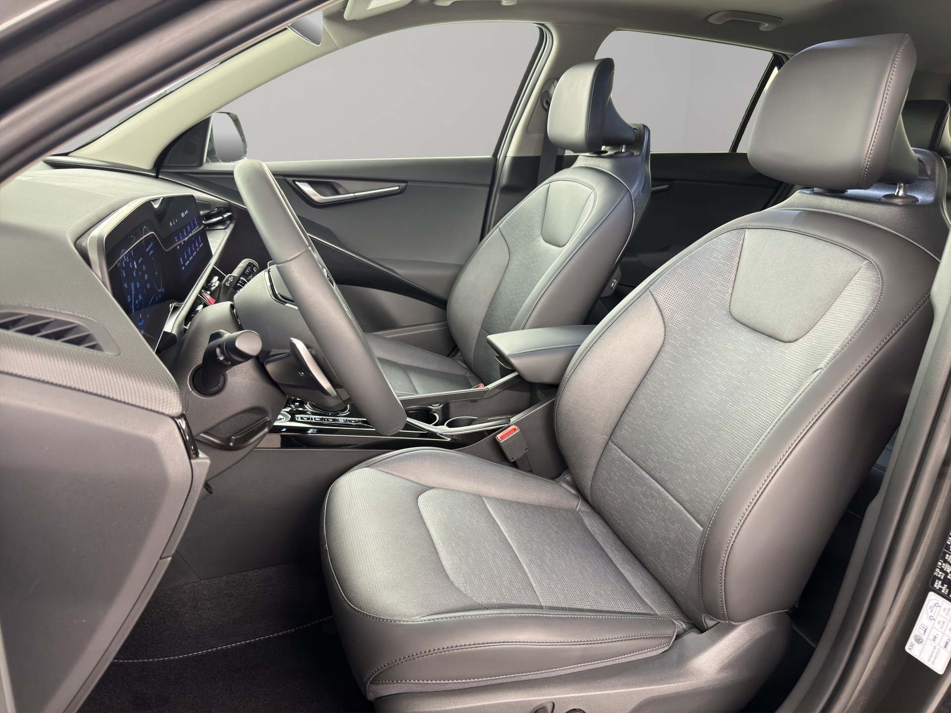 KIA Niro 1.6 GDi Plug-in Hybrid Style-image-8